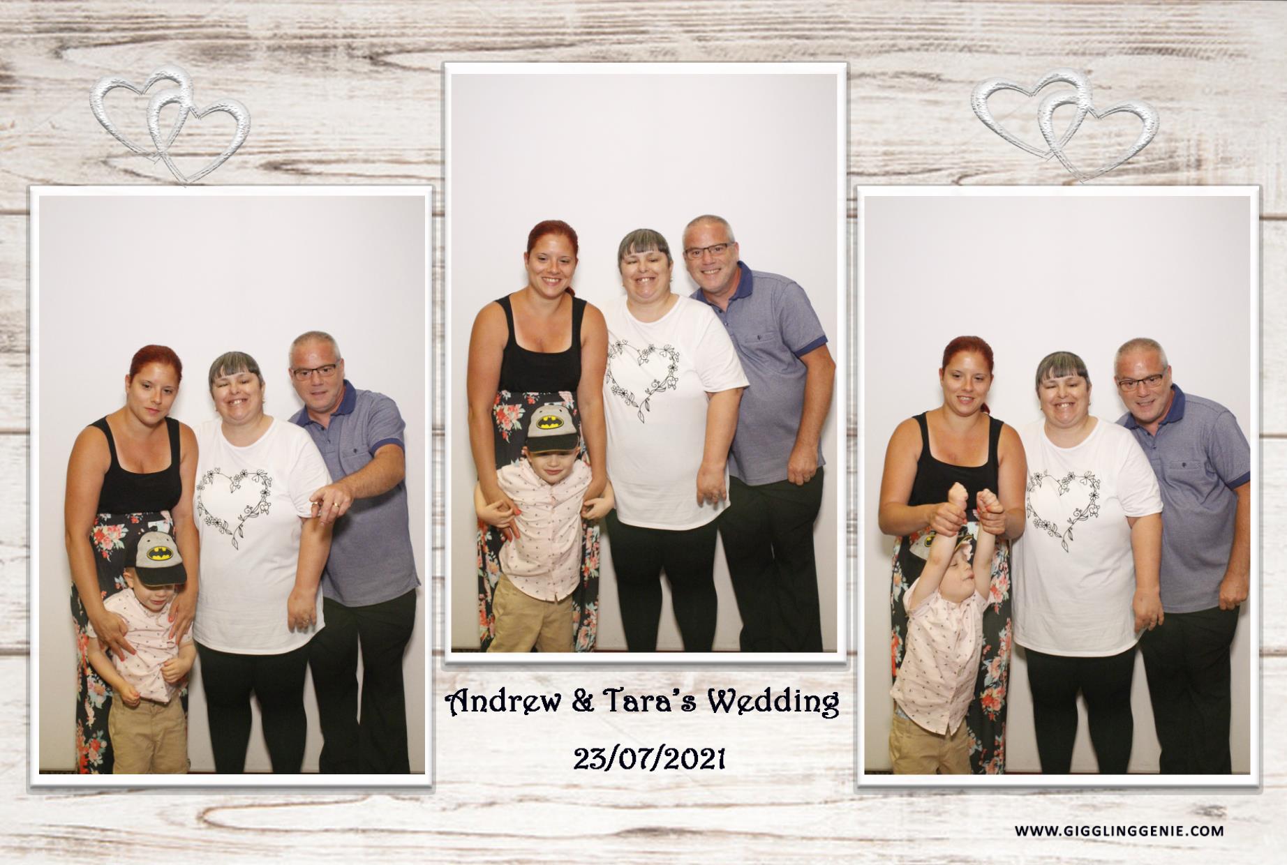 Andrew & Tara's Wedding | View more photos from the event at gallery.myphotoboothexperience.co.uk/u/MyPhotoBoothExperienceLtd/Andrew-Taras-Wedding