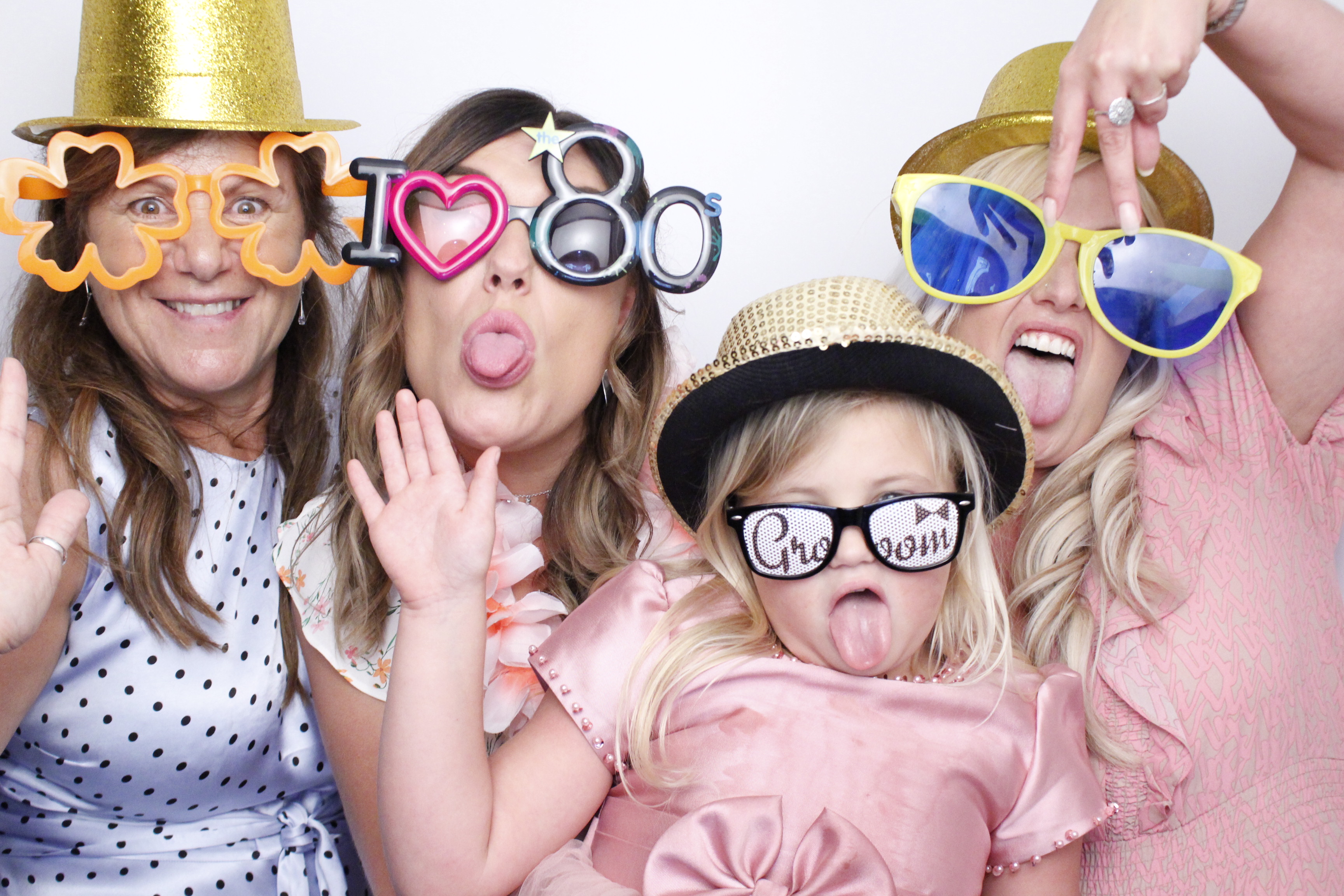 Antony and Kelly Wedding  | View more photos from the event at gallery.myphotoboothexperience.co.uk/u/MyPhotoBoothExperienceLtd/Antony-and-Kelly-Wedding