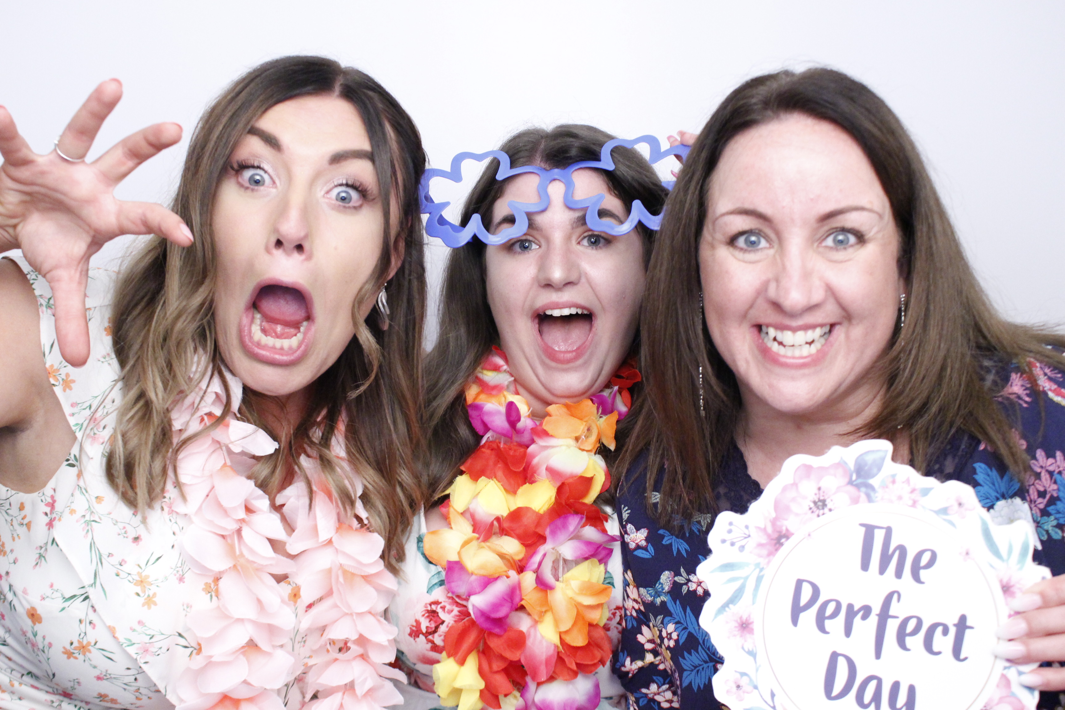 Antony and Kelly Wedding  | View more photos from the event at gallery.myphotoboothexperience.co.uk/u/MyPhotoBoothExperienceLtd/Antony-and-Kelly-Wedding