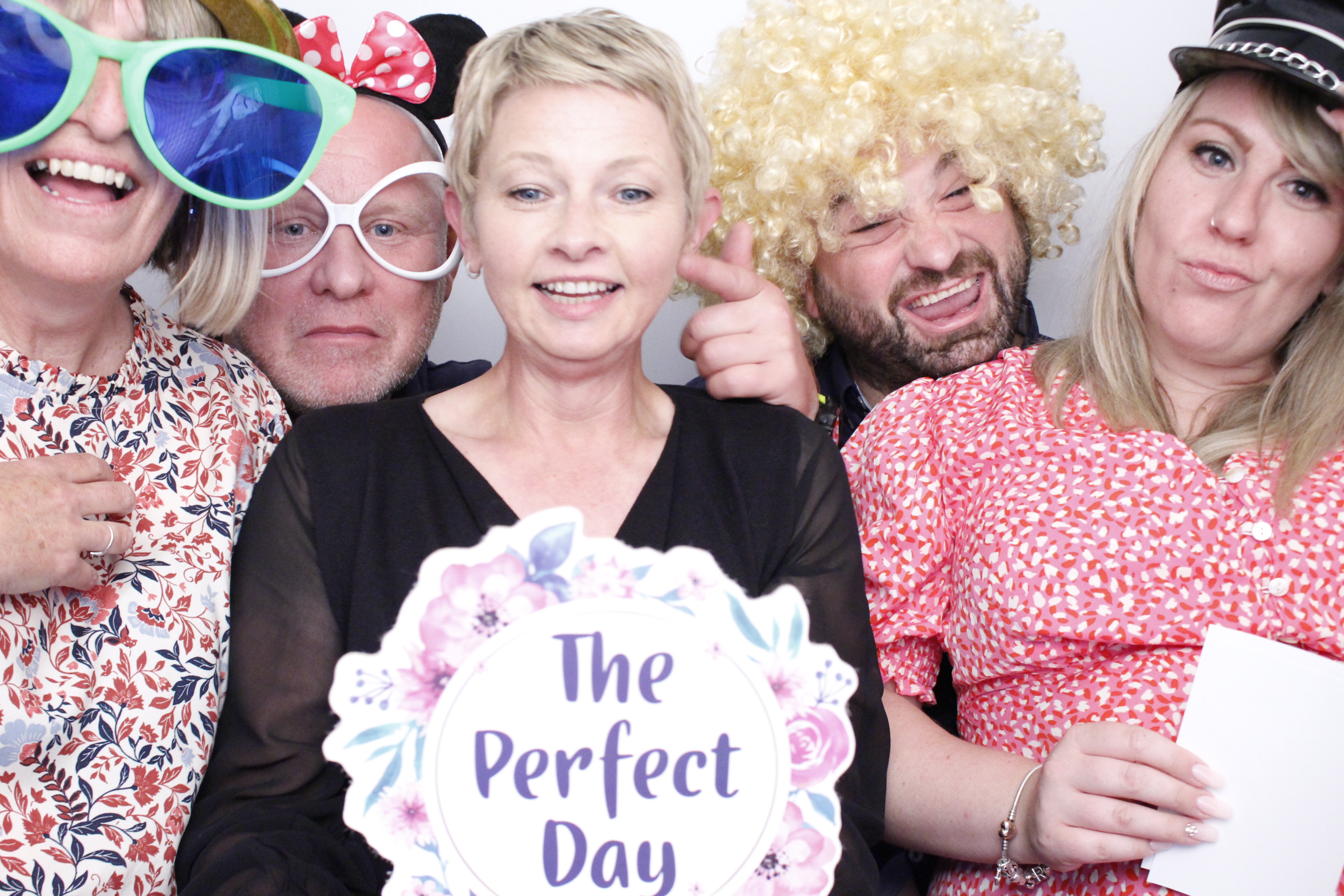 Antony and Kelly Wedding  | View more photos from the event at gallery.myphotoboothexperience.co.uk/u/MyPhotoBoothExperienceLtd/Antony-and-Kelly-Wedding