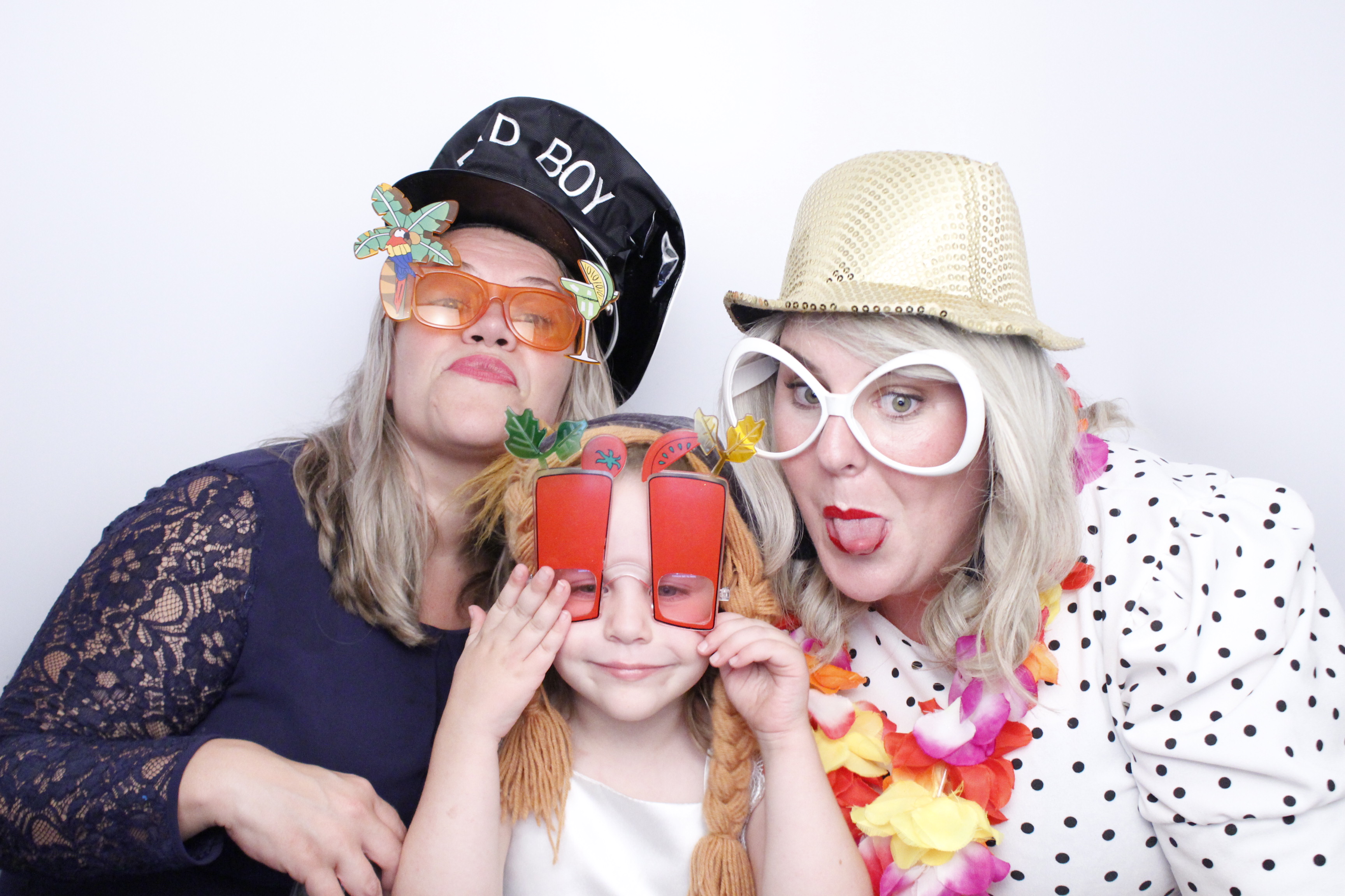Antony and Kelly Wedding  | View more photos from the event at gallery.myphotoboothexperience.co.uk/u/MyPhotoBoothExperienceLtd/Antony-and-Kelly-Wedding