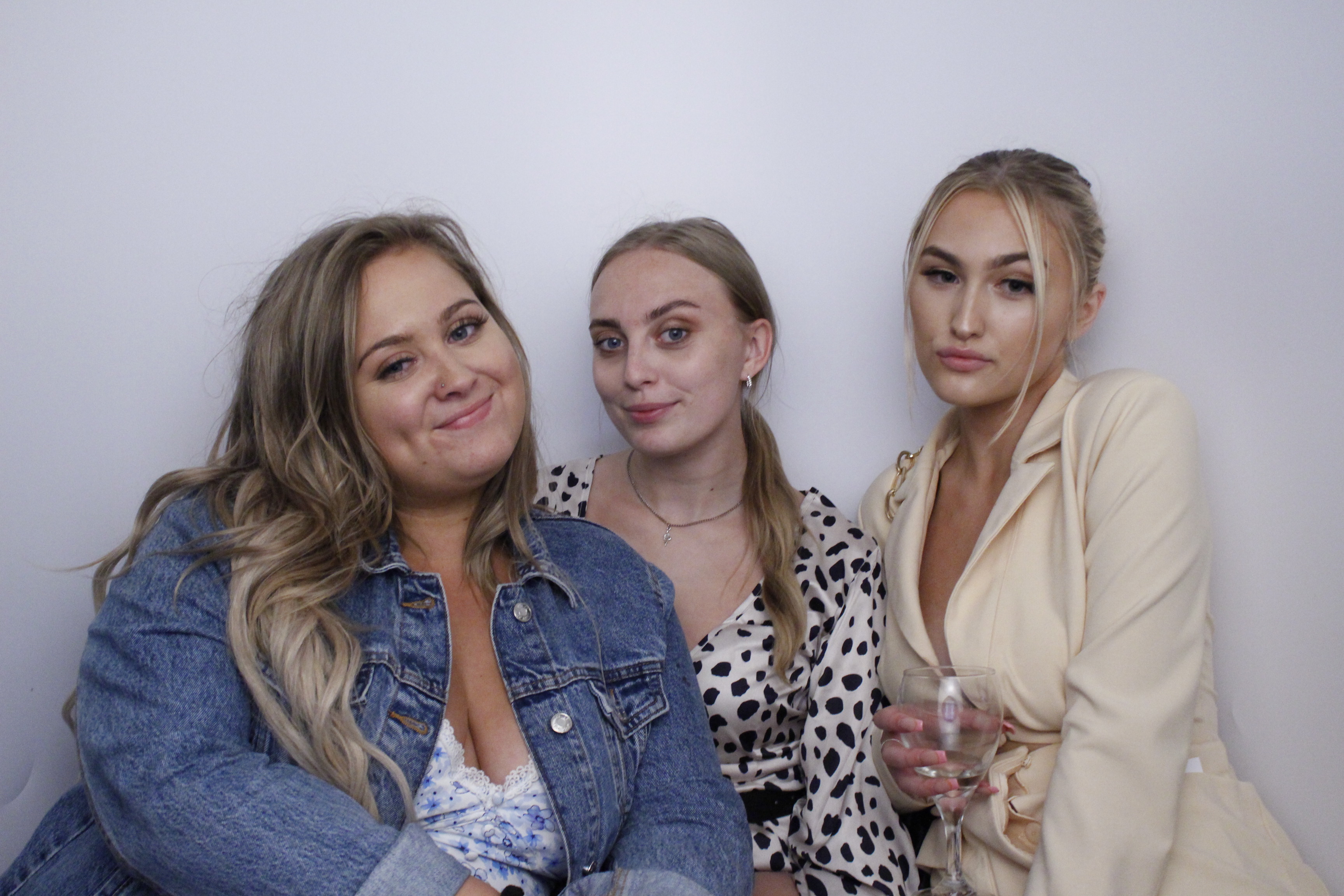 Barrington James Summer Party  | View more photos from the event at gallery.myphotoboothexperience.co.uk/u/MyPhotoBoothExperienceLtd/Barrington-James-Summer-Party