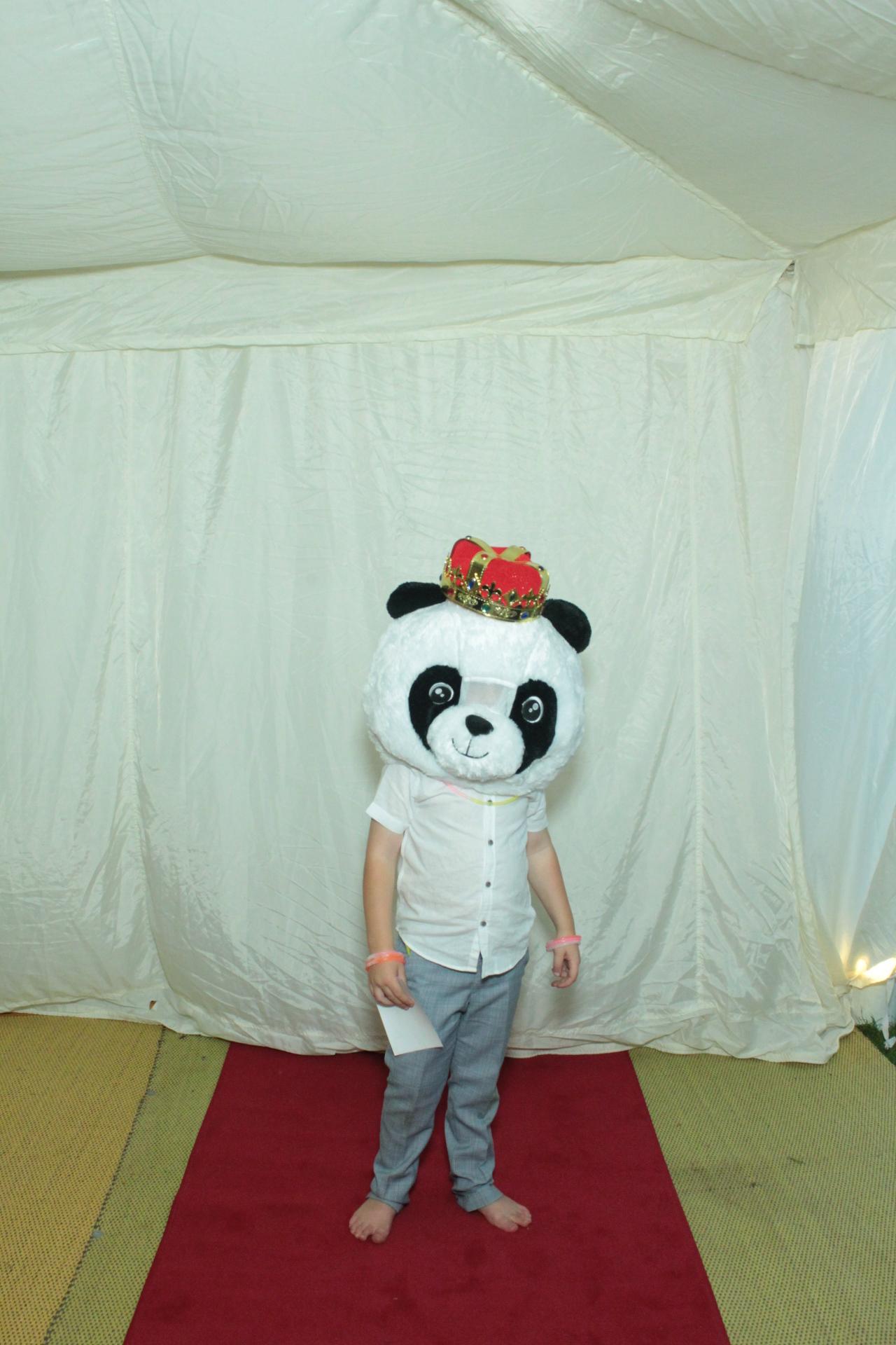Candis and Lewis's Wedding  | View more photos from the event at gallery.myphotoboothexperience.co.uk/u/MyPhotoBoothExperienceLtd/Candis-and-Lewiss-Wedding