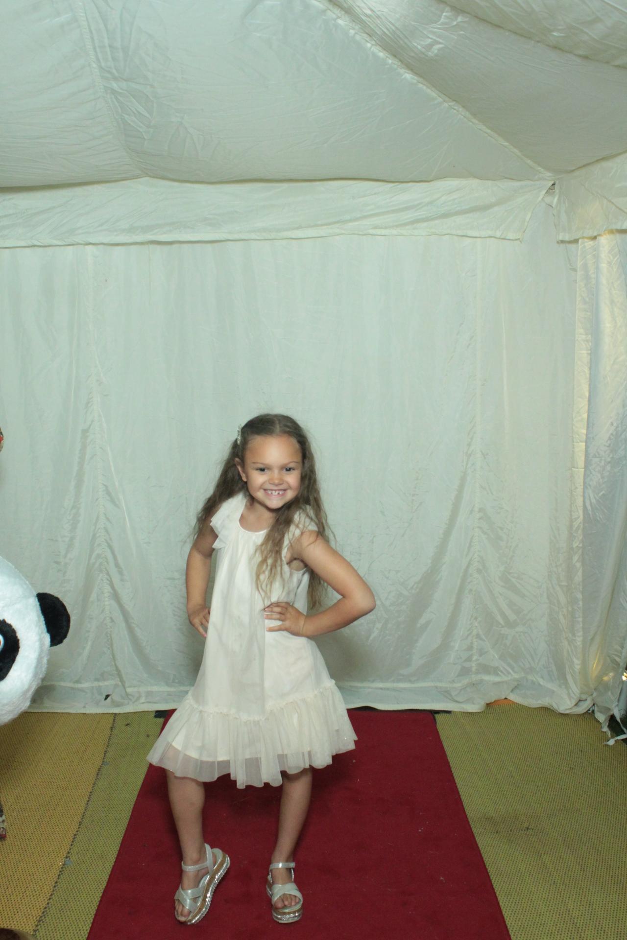 Candis and Lewis's Wedding  | View more photos from the event at gallery.myphotoboothexperience.co.uk/u/MyPhotoBoothExperienceLtd/Candis-and-Lewiss-Wedding