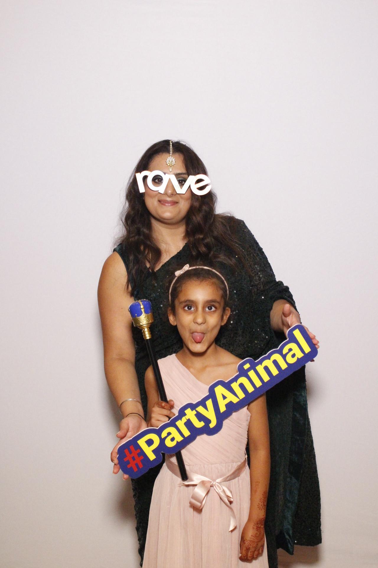 Chandni and Miten's  Wedding | View more photos from the event at gallery.myphotoboothexperience.co.uk/u/MyPhotoBoothExperienceLtd/Chandni-and-Mitens-Wedding