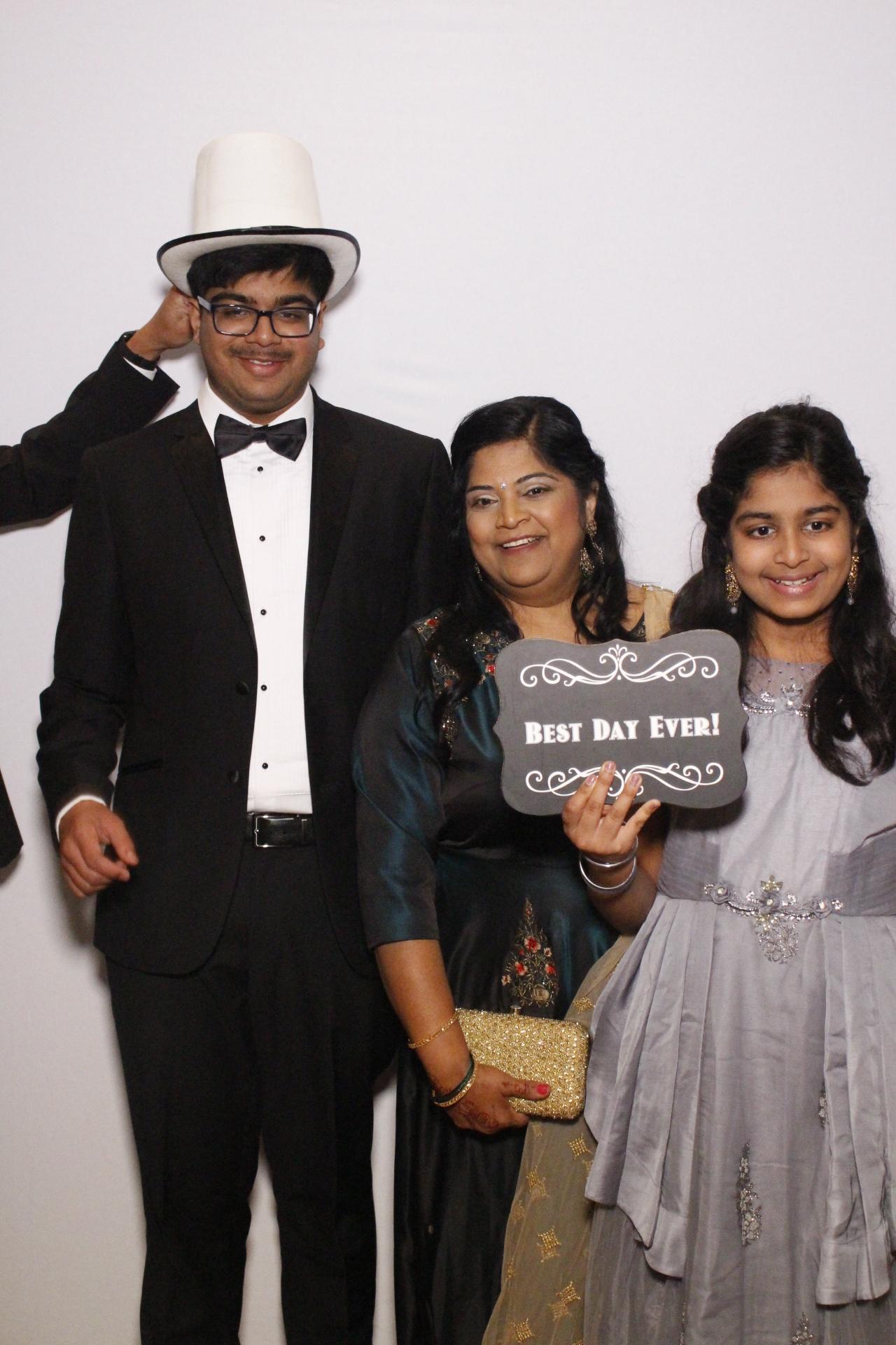 Chandni and Miten's  Wedding | View more photos from the event at gallery.myphotoboothexperience.co.uk/u/MyPhotoBoothExperienceLtd/Chandni-and-Mitens-Wedding