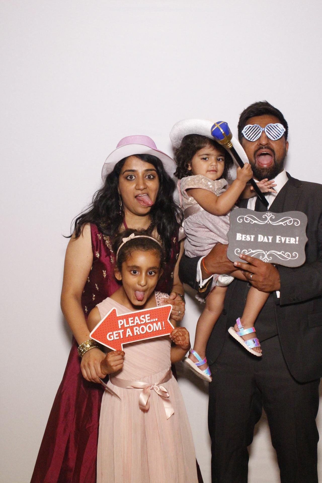 Chandni and Miten's  Wedding | View more photos from the event at gallery.myphotoboothexperience.co.uk/u/MyPhotoBoothExperienceLtd/Chandni-and-Mitens-Wedding