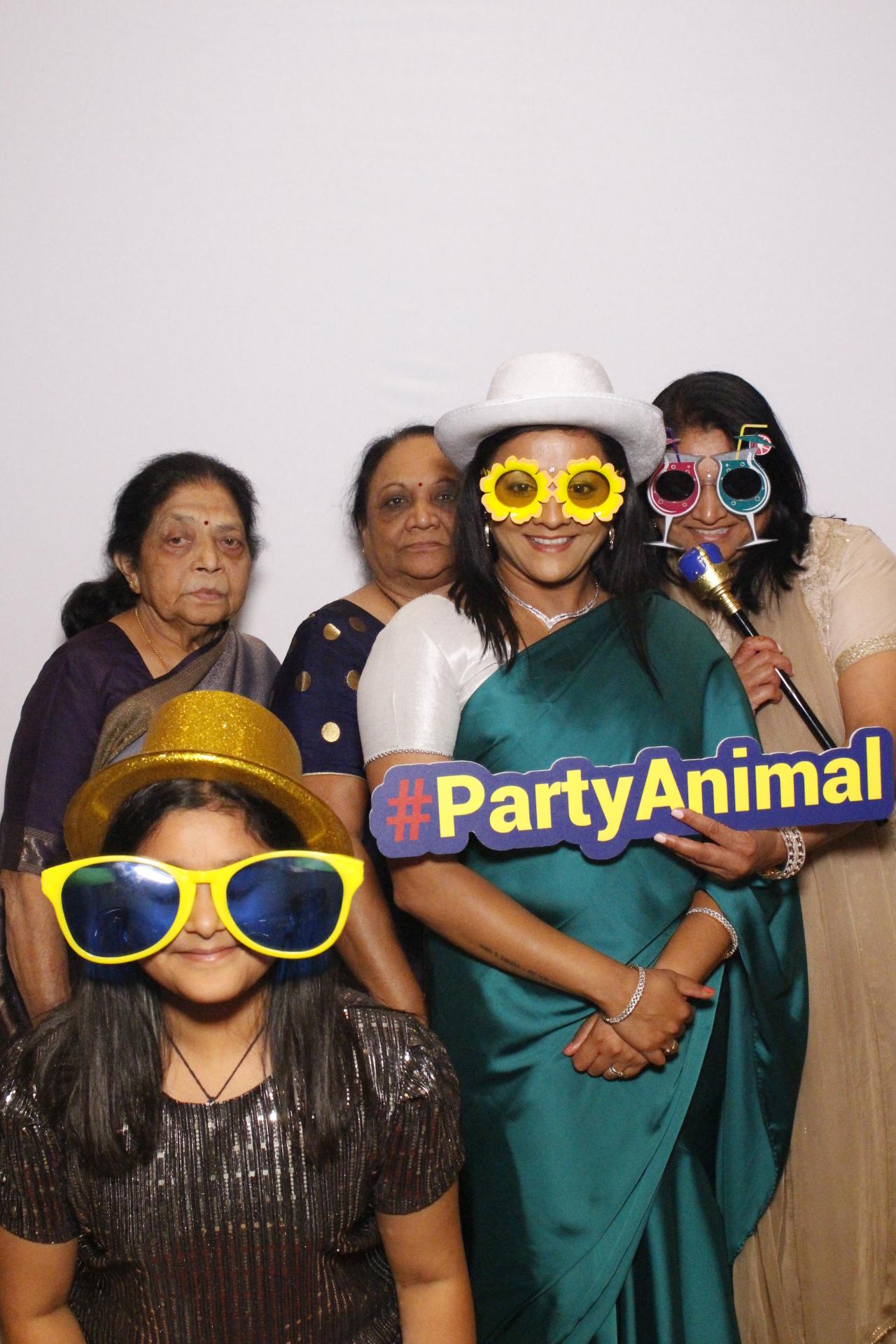 Chandni and Miten's  Wedding | View more photos from the event at gallery.myphotoboothexperience.co.uk/u/MyPhotoBoothExperienceLtd/Chandni-and-Mitens-Wedding