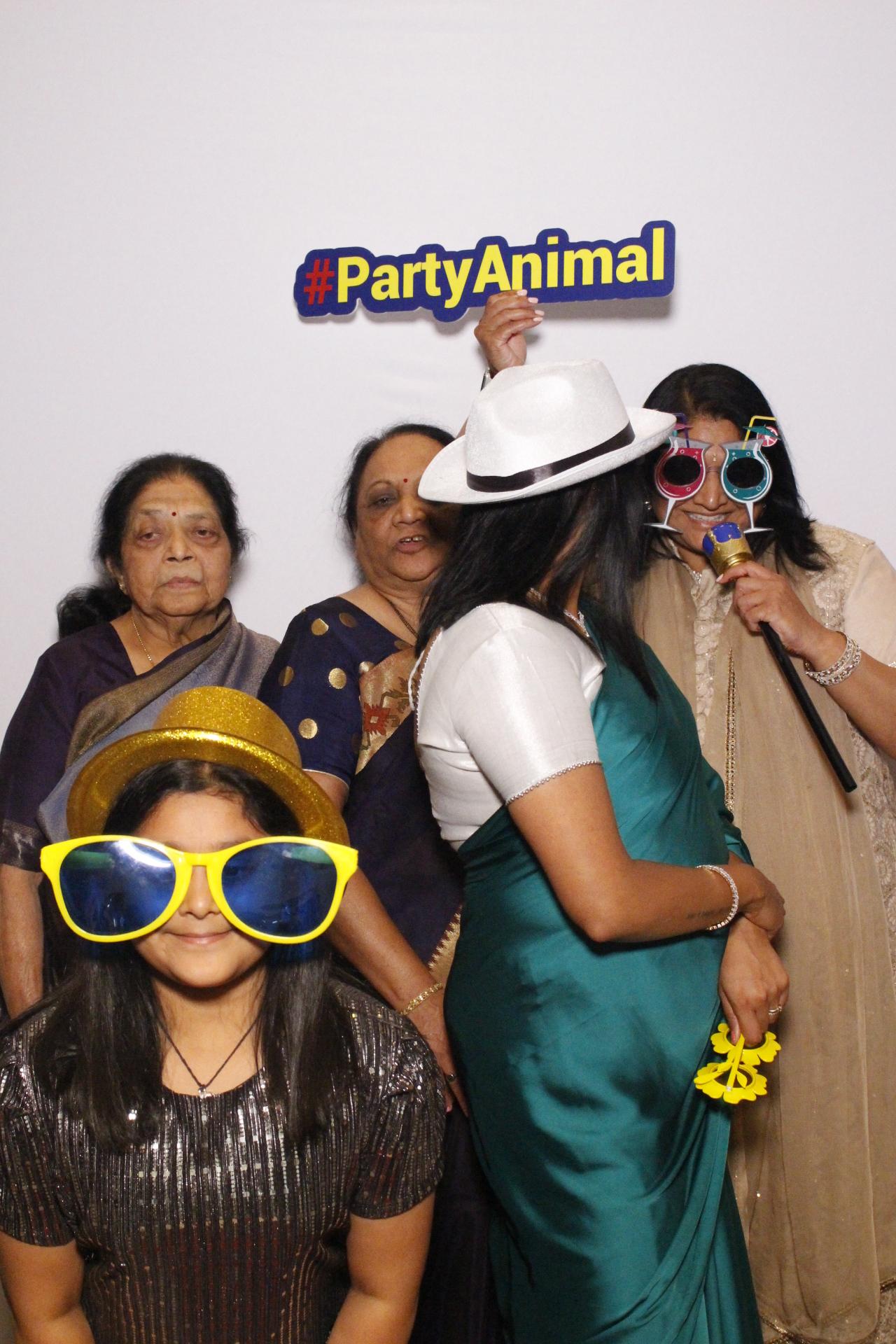 Chandni and Miten's  Wedding | View more photos from the event at gallery.myphotoboothexperience.co.uk/u/MyPhotoBoothExperienceLtd/Chandni-and-Mitens-Wedding