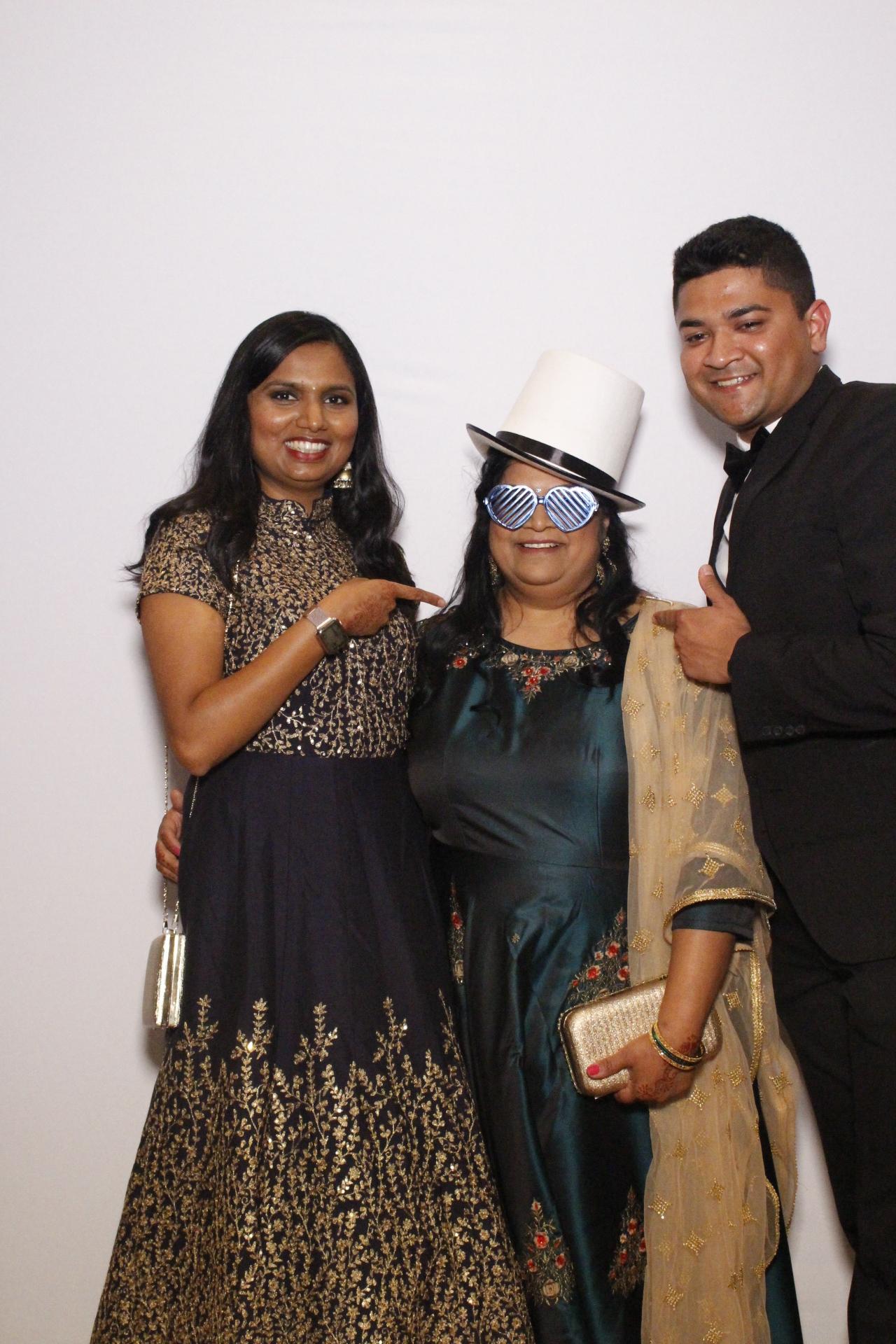Chandni and Miten's  Wedding | View more photos from the event at gallery.myphotoboothexperience.co.uk/u/MyPhotoBoothExperienceLtd/Chandni-and-Mitens-Wedding