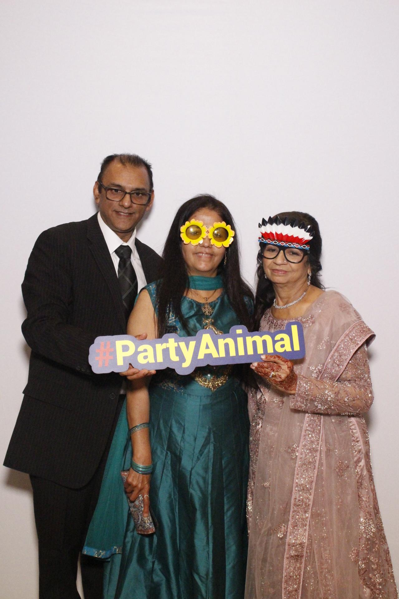 Chandni and Miten's  Wedding | View more photos from the event at gallery.myphotoboothexperience.co.uk/u/MyPhotoBoothExperienceLtd/Chandni-and-Mitens-Wedding
