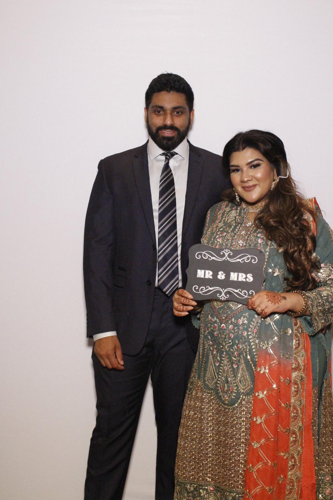 Chandni and Miten's  Wedding | View more photos from the event at gallery.myphotoboothexperience.co.uk/u/MyPhotoBoothExperienceLtd/Chandni-and-Mitens-Wedding