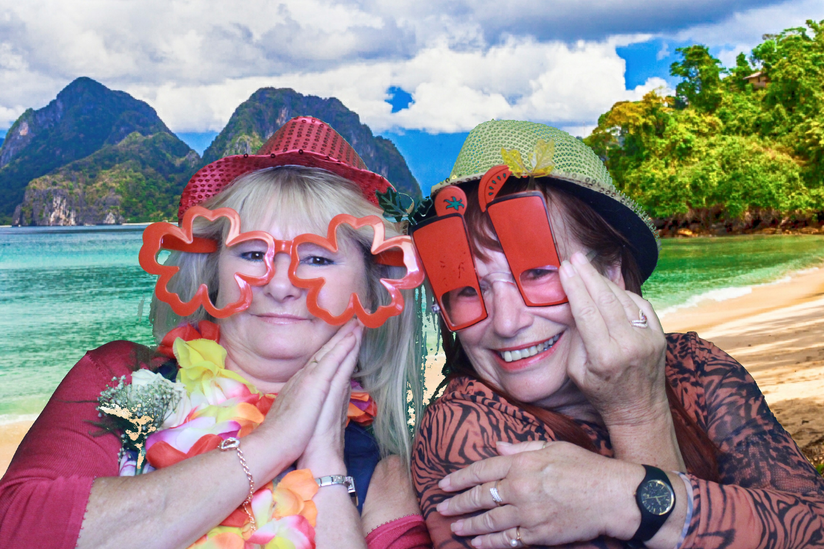 Chris and Val's Wedding  | View more photos from the event at gallery.myphotoboothexperience.co.uk/u/MyPhotoBoothExperienceLtd/Chris-and-Vals-Wedding