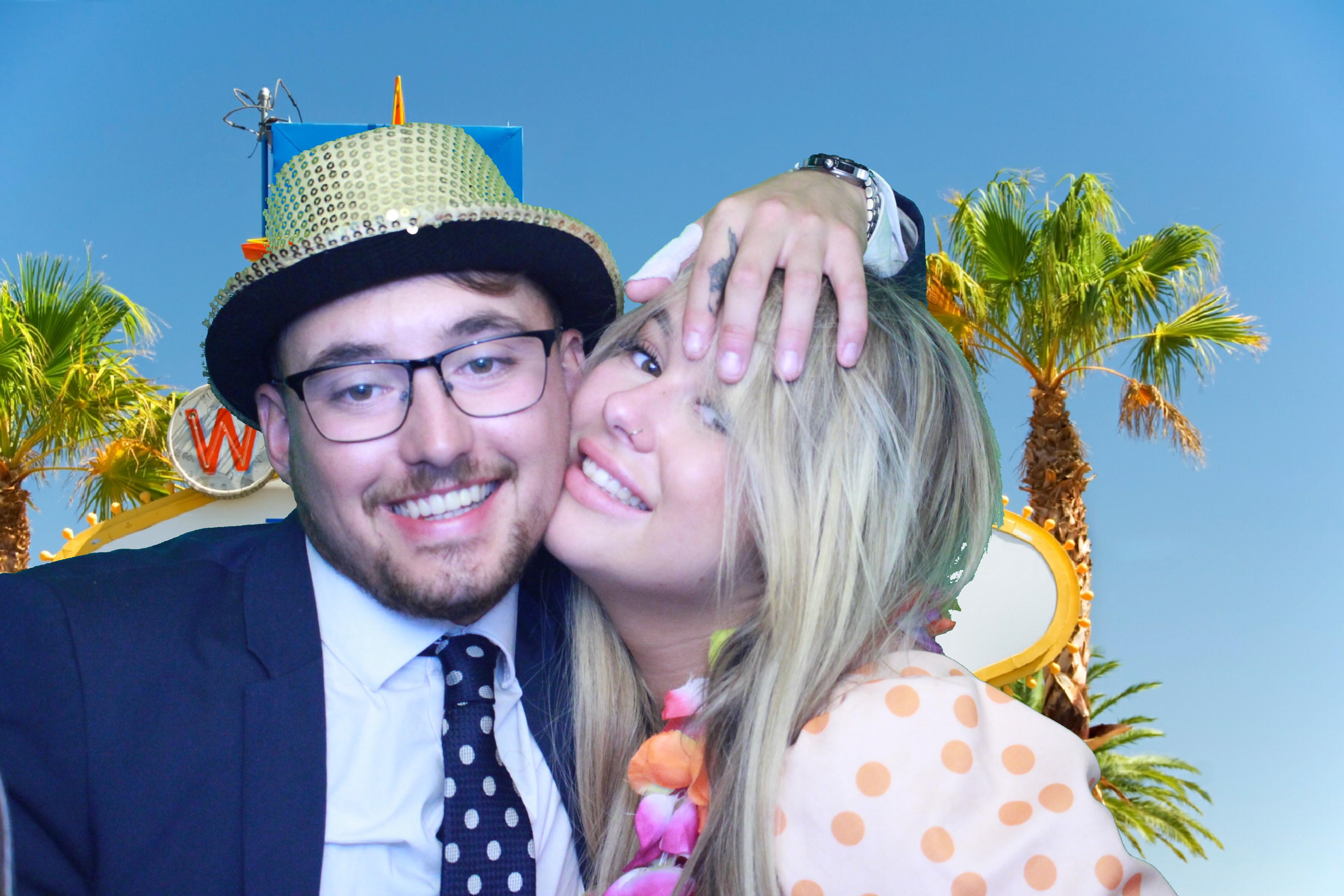 Chris and Val's Wedding  | View more photos from the event at gallery.myphotoboothexperience.co.uk/u/MyPhotoBoothExperienceLtd/Chris-and-Vals-Wedding