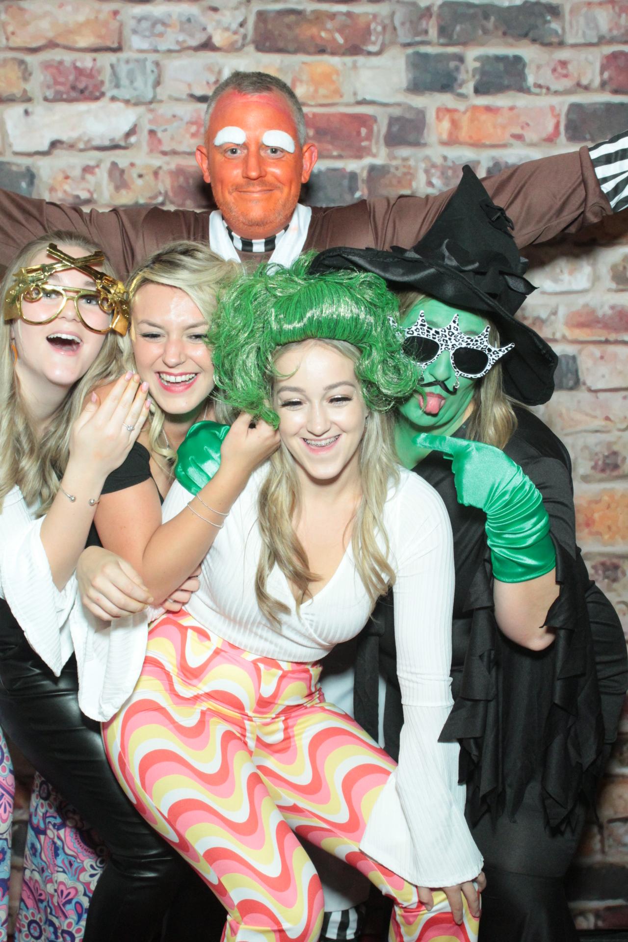 Claire and Barry's 40th Birthday | View more photos from the event at gallery.myphotoboothexperience.co.uk/u/MyPhotoBoothExperienceLtd/Claire-and-Barrys-40th-Birthday