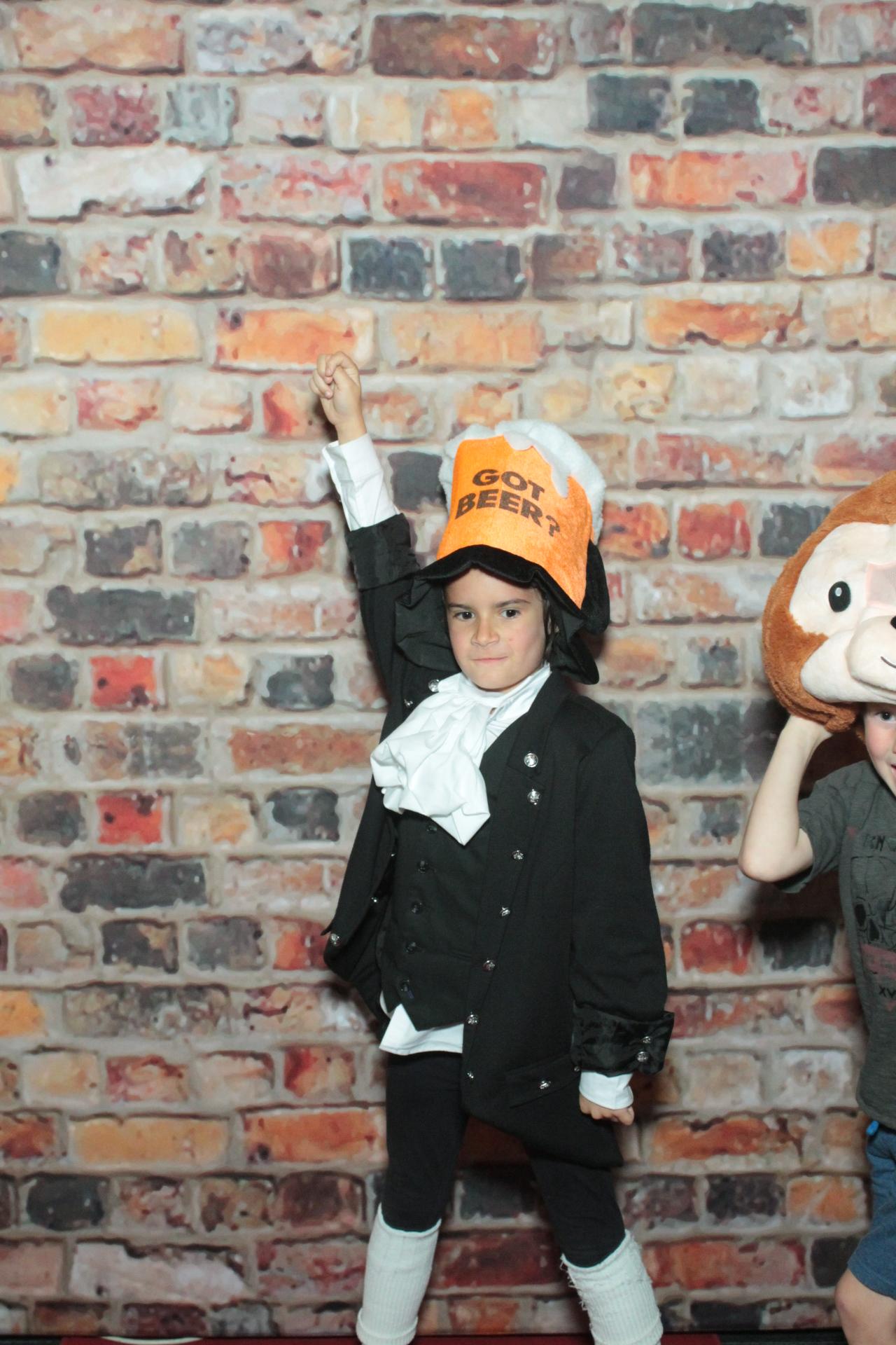 Claire and Barry's 40th Birthday | View more photos from the event at gallery.myphotoboothexperience.co.uk/u/MyPhotoBoothExperienceLtd/Claire-and-Barrys-40th-Birthday