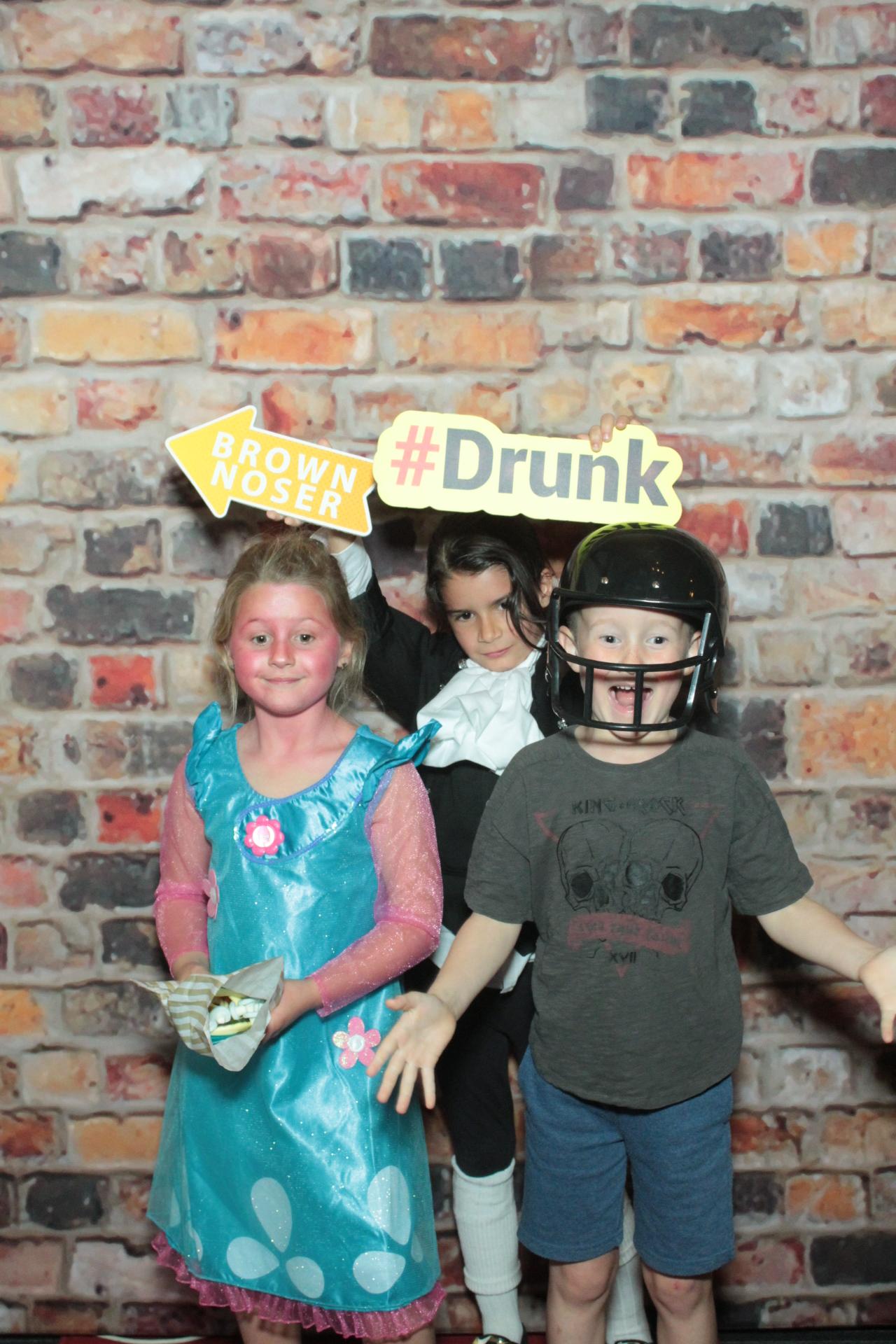 Claire and Barry's 40th Birthday | View more photos from the event at gallery.myphotoboothexperience.co.uk/u/MyPhotoBoothExperienceLtd/Claire-and-Barrys-40th-Birthday