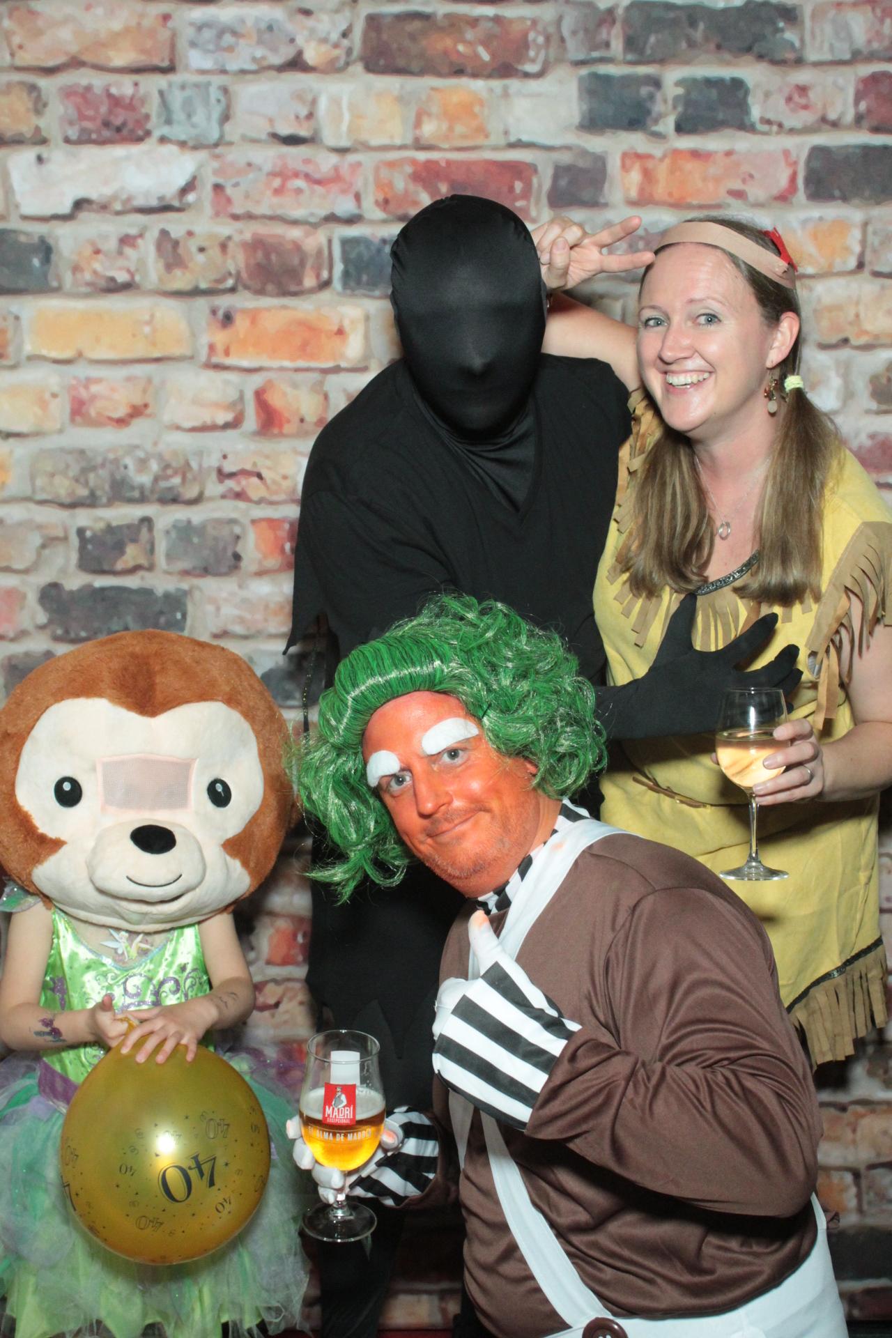 Claire and Barry's 40th Birthday | View more photos from the event at gallery.myphotoboothexperience.co.uk/u/MyPhotoBoothExperienceLtd/Claire-and-Barrys-40th-Birthday