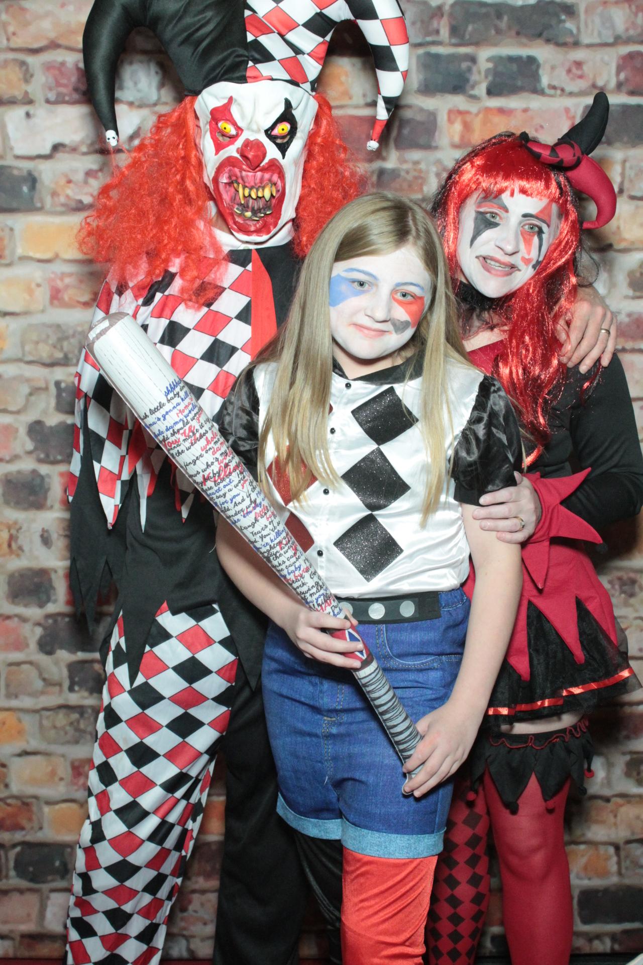 Claire and Barry's 40th Birthday | View more photos from the event at gallery.myphotoboothexperience.co.uk/u/MyPhotoBoothExperienceLtd/Claire-and-Barrys-40th-Birthday