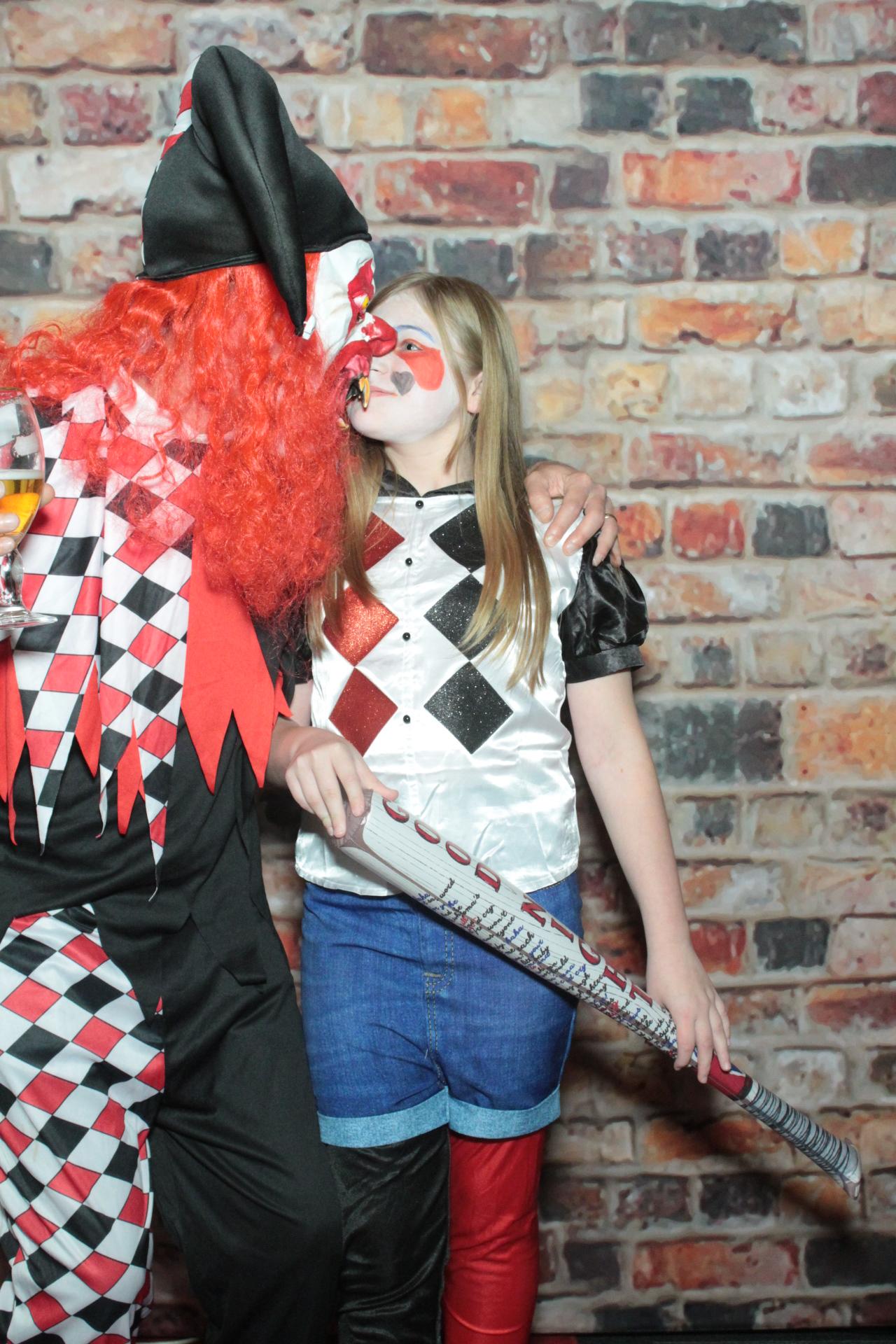 Claire and Barry's 40th Birthday | View more photos from the event at gallery.myphotoboothexperience.co.uk/u/MyPhotoBoothExperienceLtd/Claire-and-Barrys-40th-Birthday
