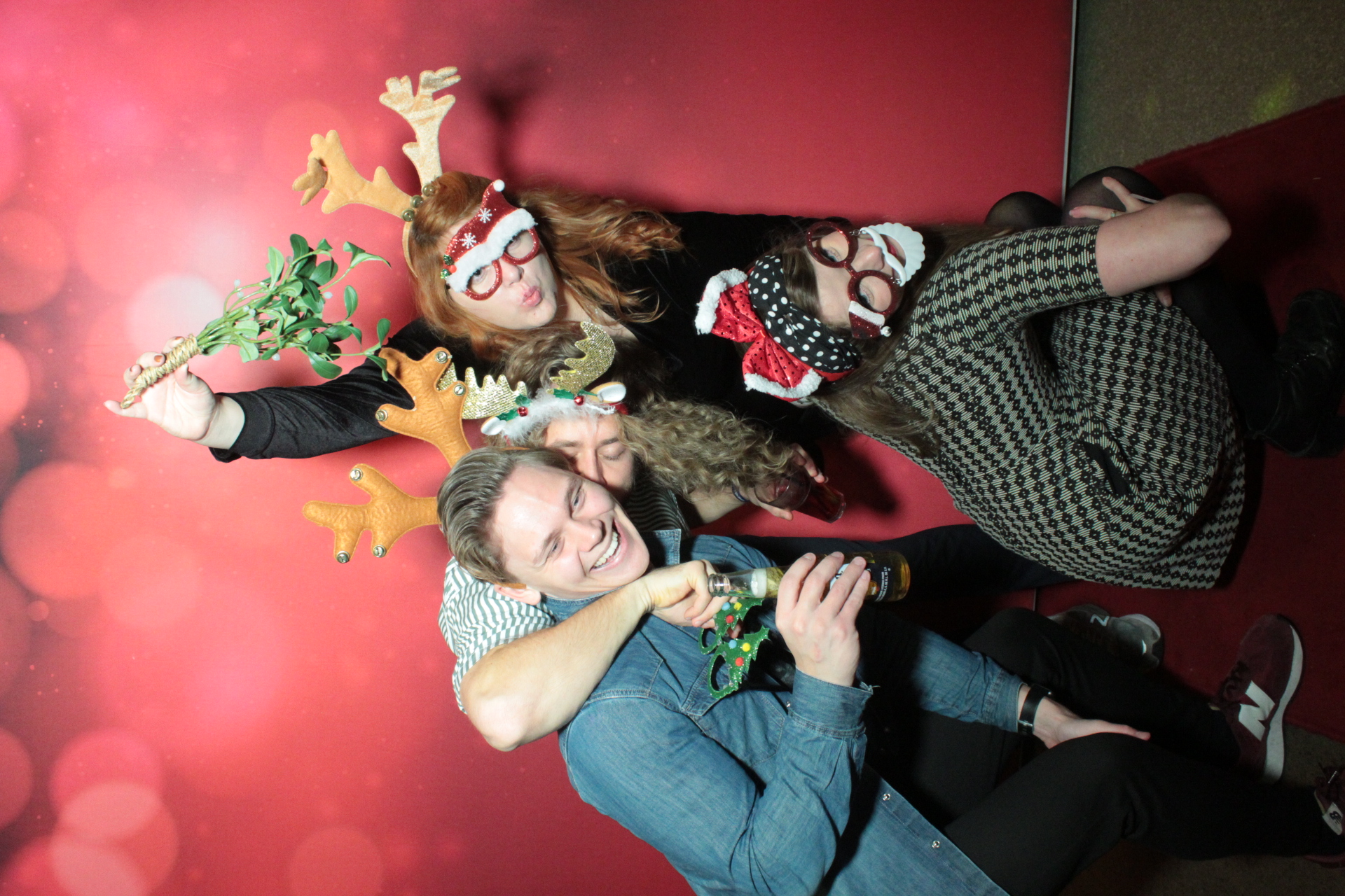 Comeon End Of Year 2021 | View more photos from the event at gallery.myphotoboothexperience.co.uk/u/MyPhotoBoothExperienceLtd/Comeon-End-Of-Year-2021
