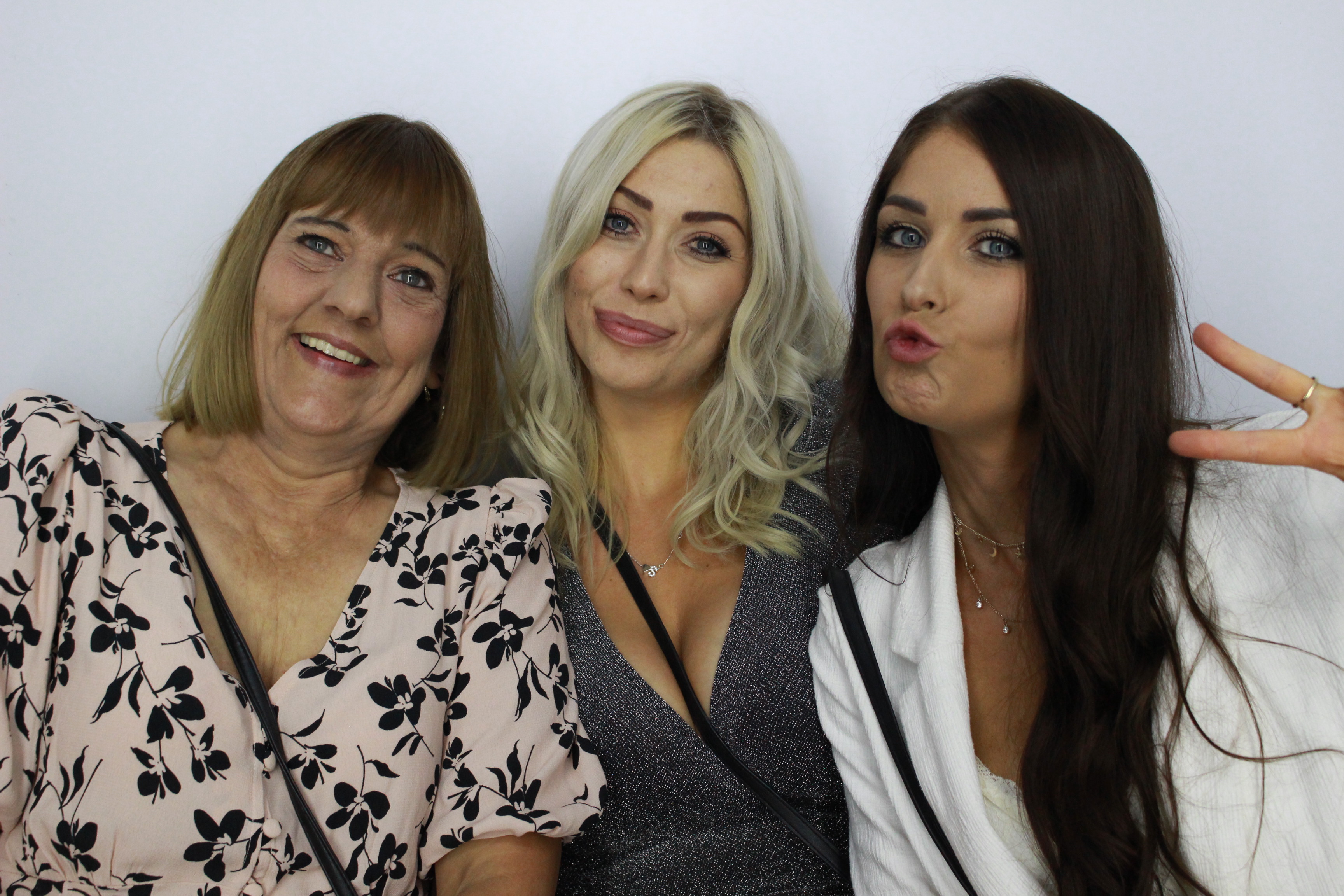 Curtis and Paisley's 30th Birthday  | View more photos from the event at gallery.myphotoboothexperience.co.uk/u/MyPhotoBoothExperienceLtd/Curtis-and-Paisleys-30th-Birthday