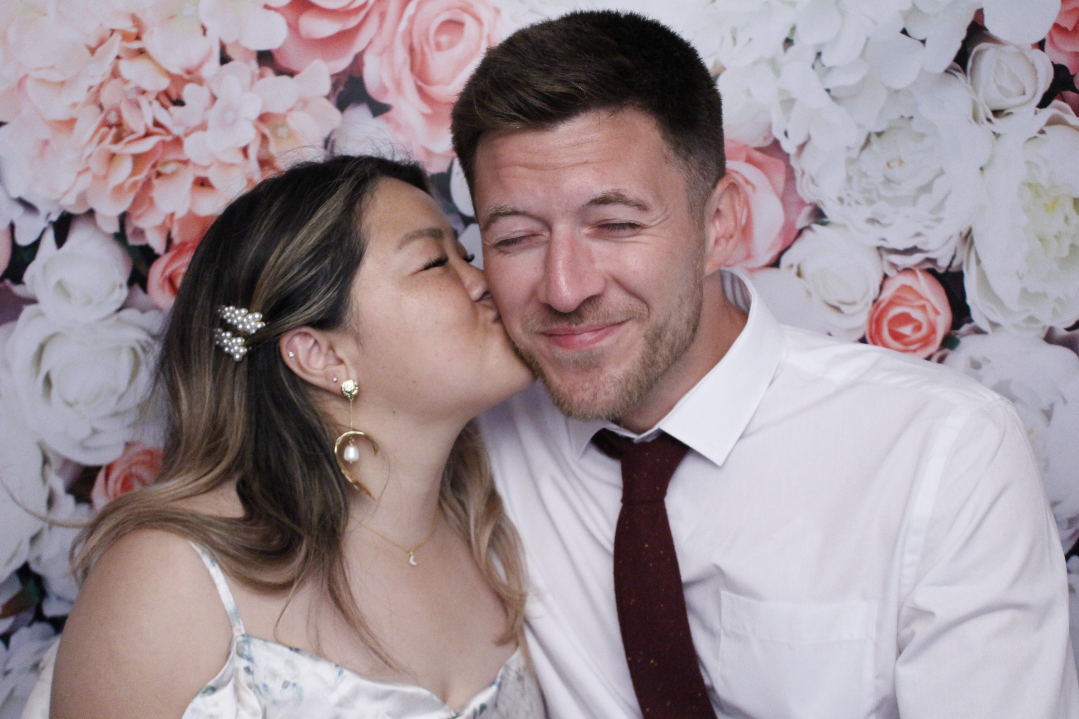 Dan & Hannah's Wedding | View more photos from the event at gallery.myphotoboothexperience.co.uk/u/MyPhotoBoothExperienceLtd/Dan-Hannahs-Wedding