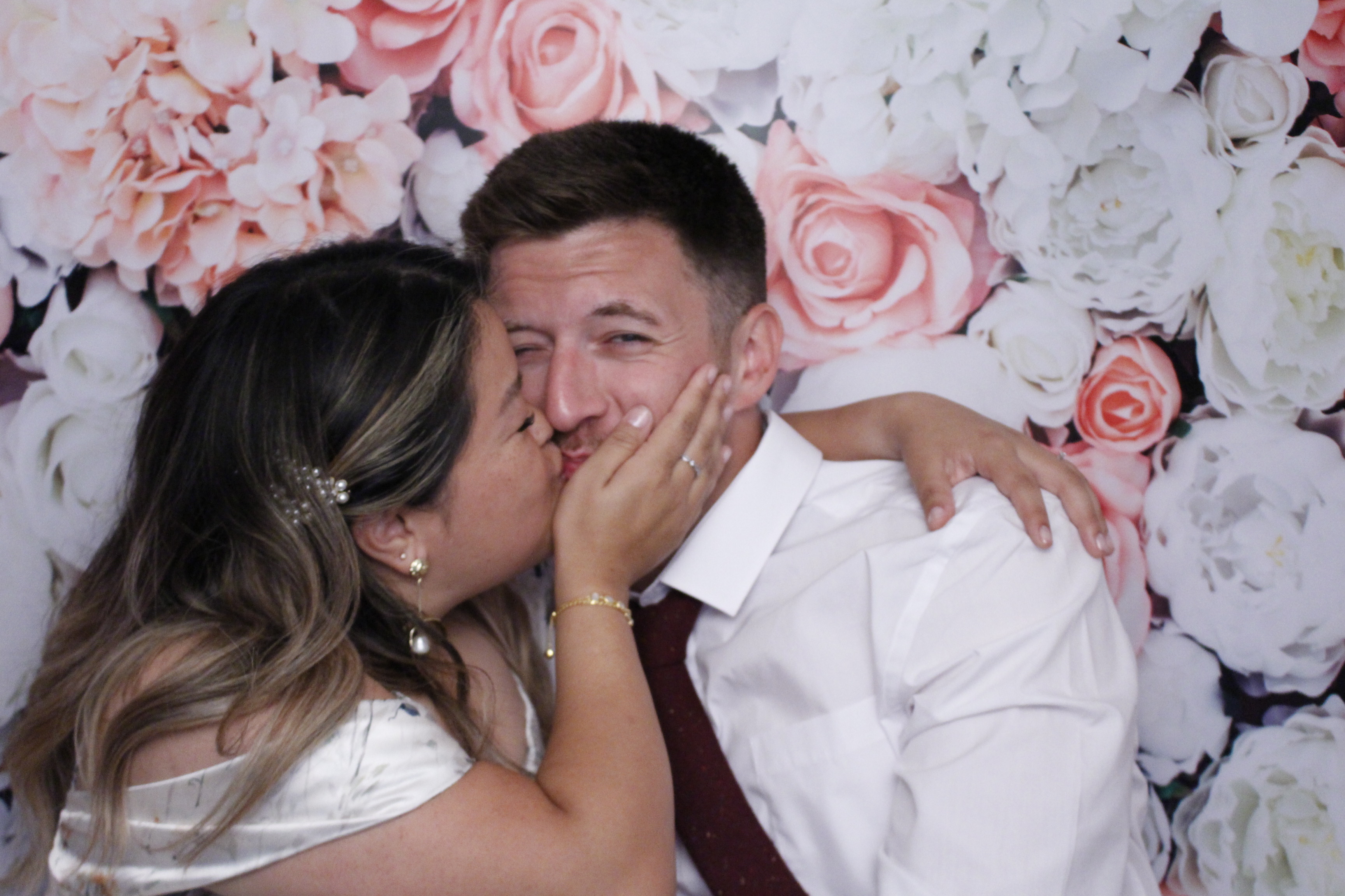 Dan & Hannah's Wedding | View more photos from the event at gallery.myphotoboothexperience.co.uk/u/MyPhotoBoothExperienceLtd/Dan-Hannahs-Wedding
