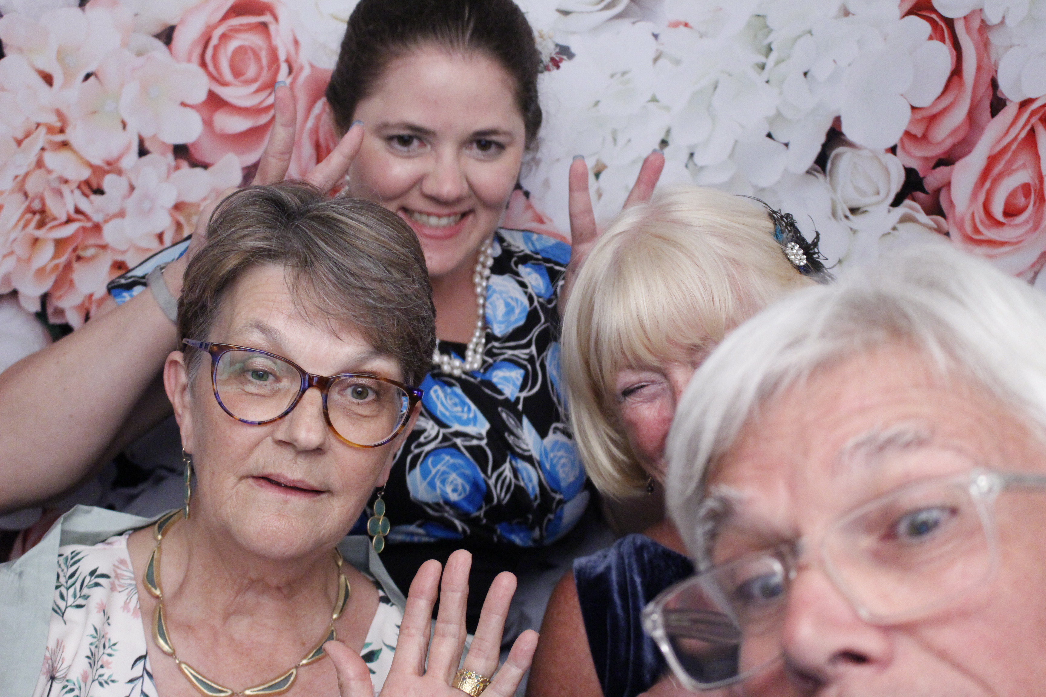Dan & Hannah's Wedding | View more photos from the event at gallery.myphotoboothexperience.co.uk/u/MyPhotoBoothExperienceLtd/Dan-Hannahs-Wedding