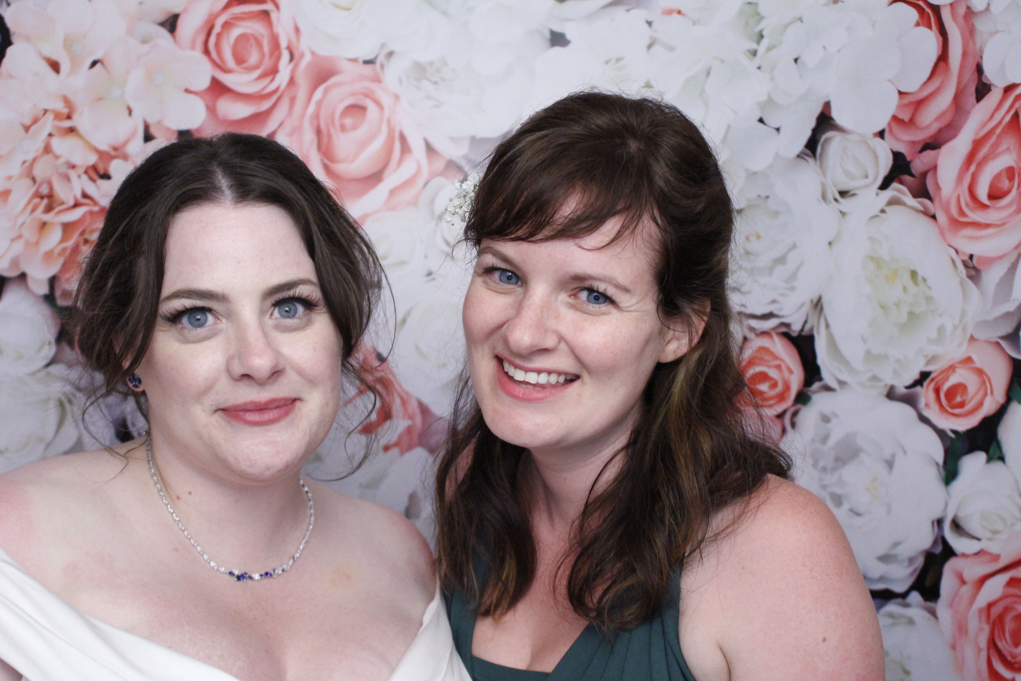 Dan & Hannah's Wedding | View more photos from the event at gallery.myphotoboothexperience.co.uk/u/MyPhotoBoothExperienceLtd/Dan-Hannahs-Wedding
