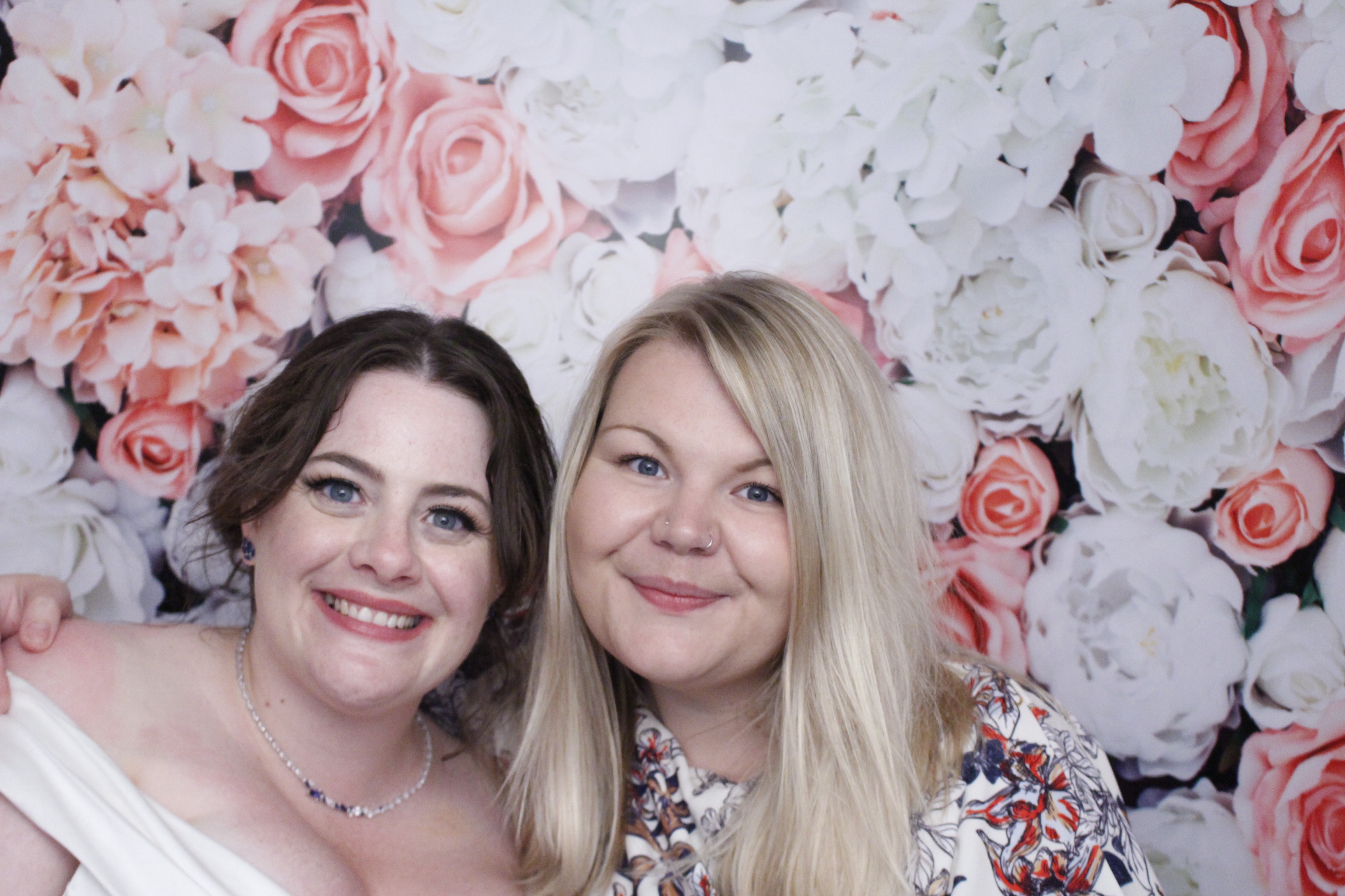Dan & Hannah's Wedding | View more photos from the event at gallery.myphotoboothexperience.co.uk/u/MyPhotoBoothExperienceLtd/Dan-Hannahs-Wedding