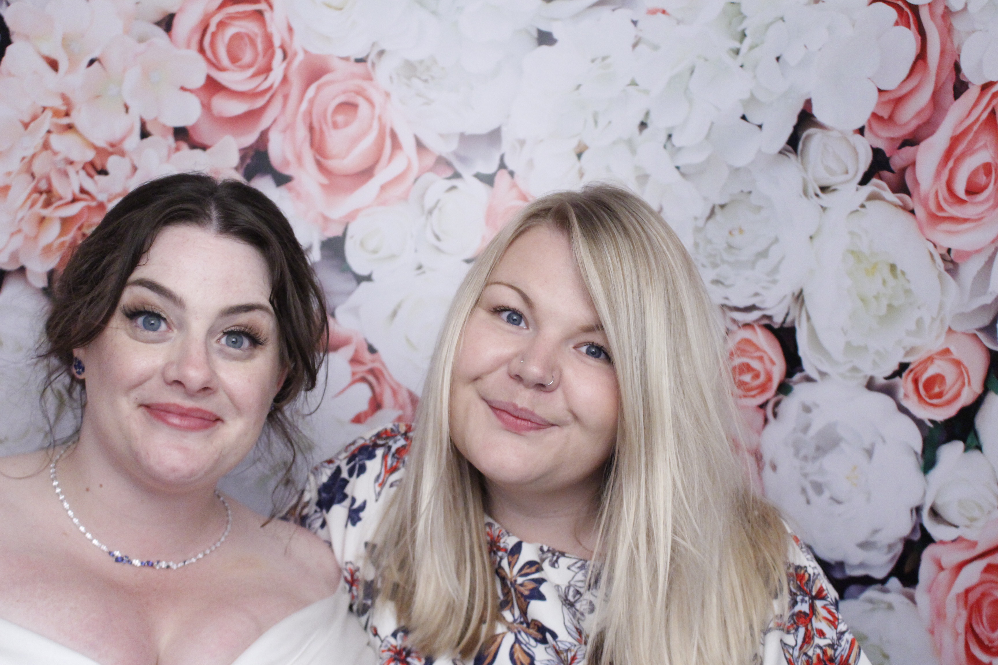 Dan & Hannah's Wedding | View more photos from the event at gallery.myphotoboothexperience.co.uk/u/MyPhotoBoothExperienceLtd/Dan-Hannahs-Wedding