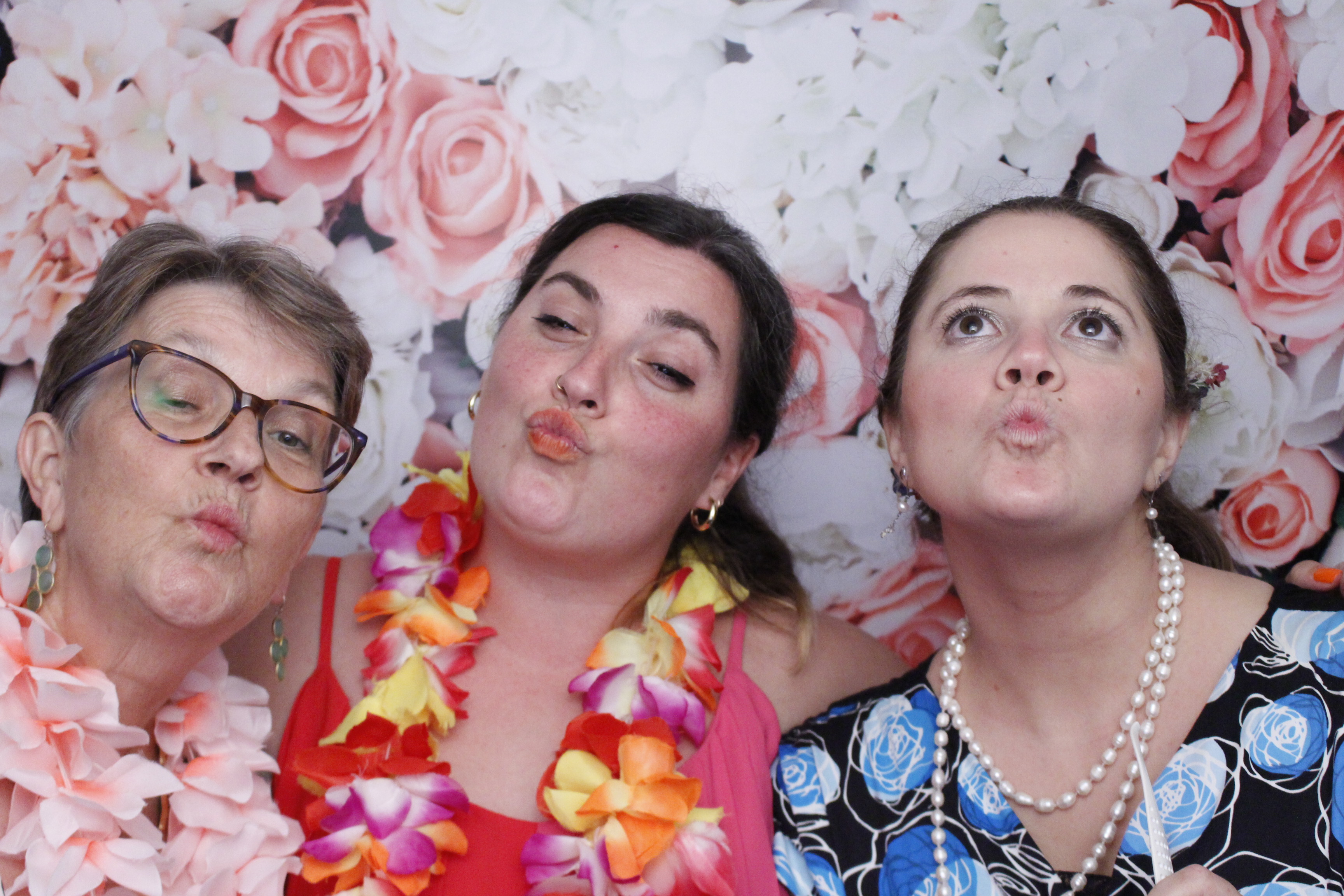 Dan & Hannah's Wedding | View more photos from the event at gallery.myphotoboothexperience.co.uk/u/MyPhotoBoothExperienceLtd/Dan-Hannahs-Wedding