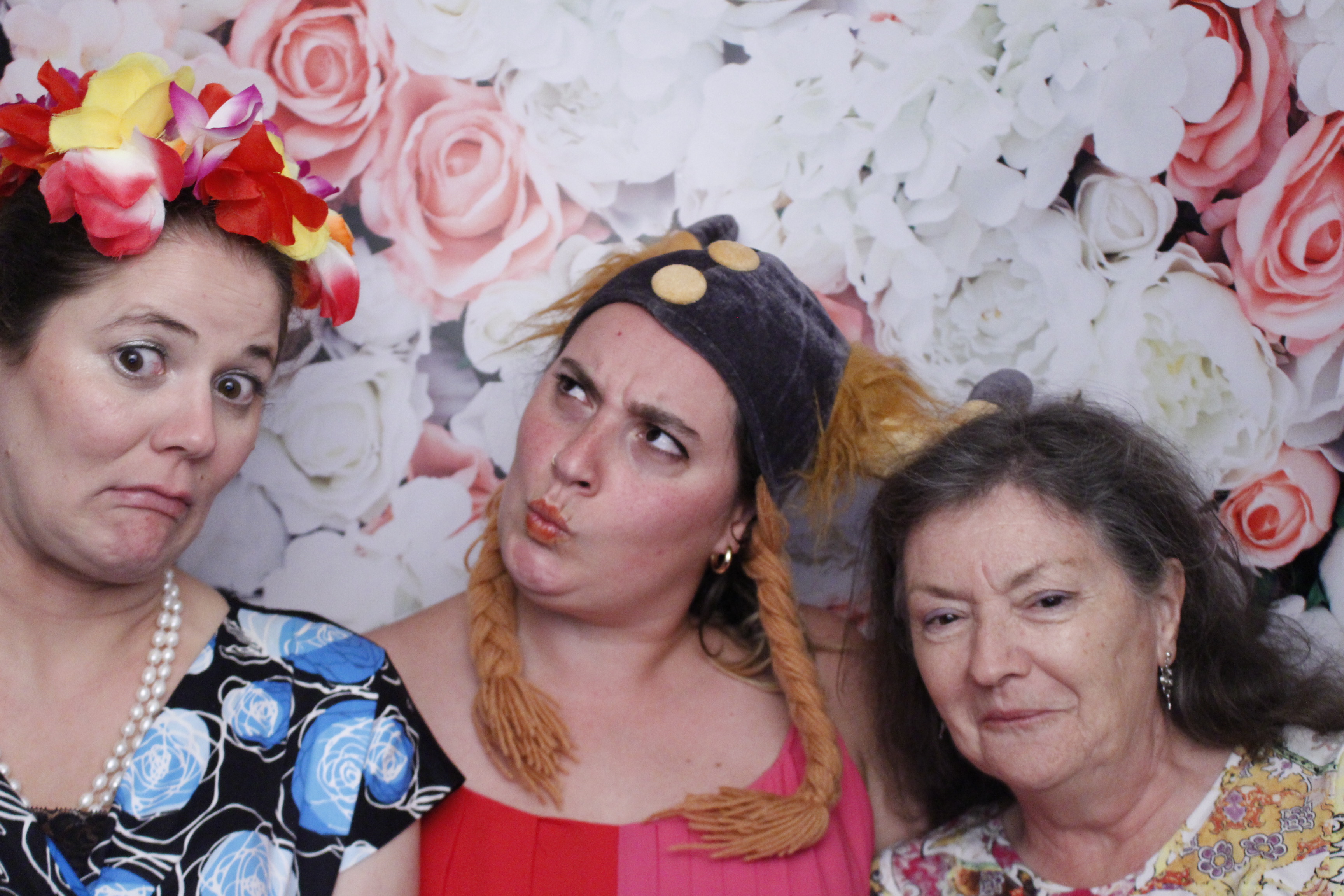 Dan & Hannah's Wedding | View more photos from the event at gallery.myphotoboothexperience.co.uk/u/MyPhotoBoothExperienceLtd/Dan-Hannahs-Wedding