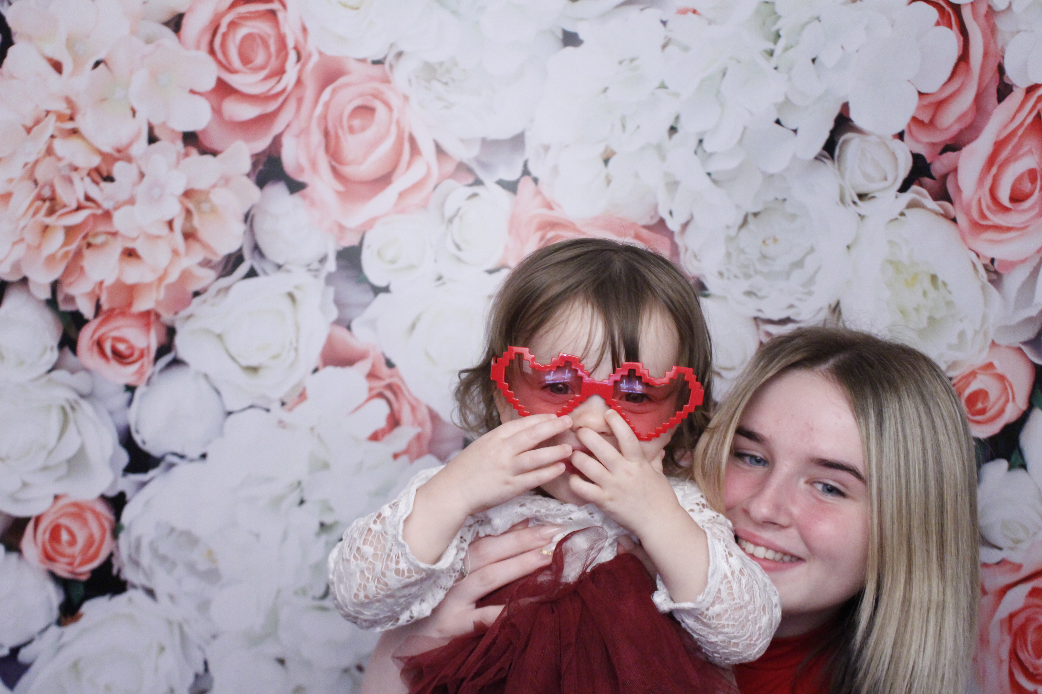 Dan & Hannah's Wedding | View more photos from the event at gallery.myphotoboothexperience.co.uk/u/MyPhotoBoothExperienceLtd/Dan-Hannahs-Wedding