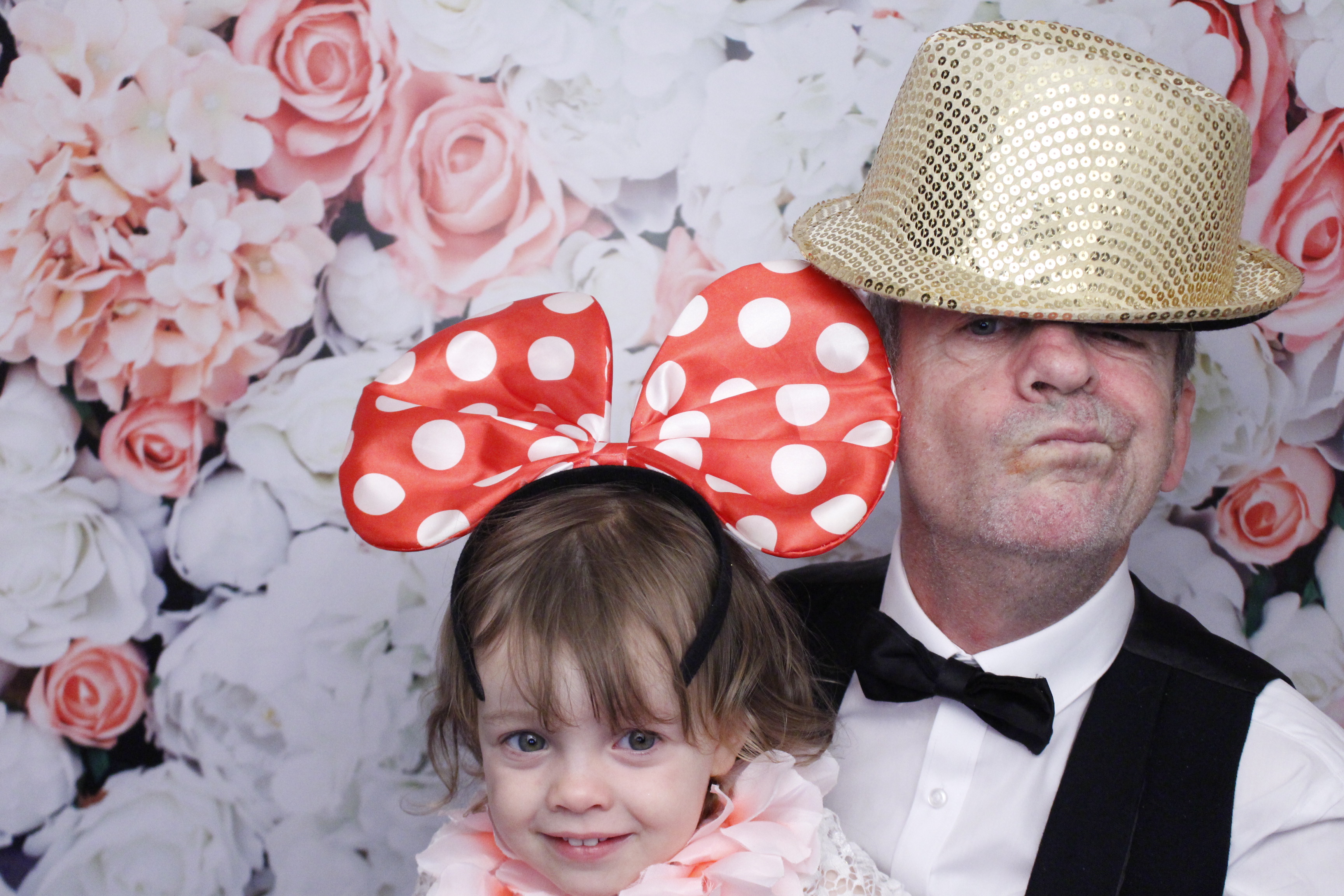 Dan & Hannah's Wedding | View more photos from the event at gallery.myphotoboothexperience.co.uk/u/MyPhotoBoothExperienceLtd/Dan-Hannahs-Wedding