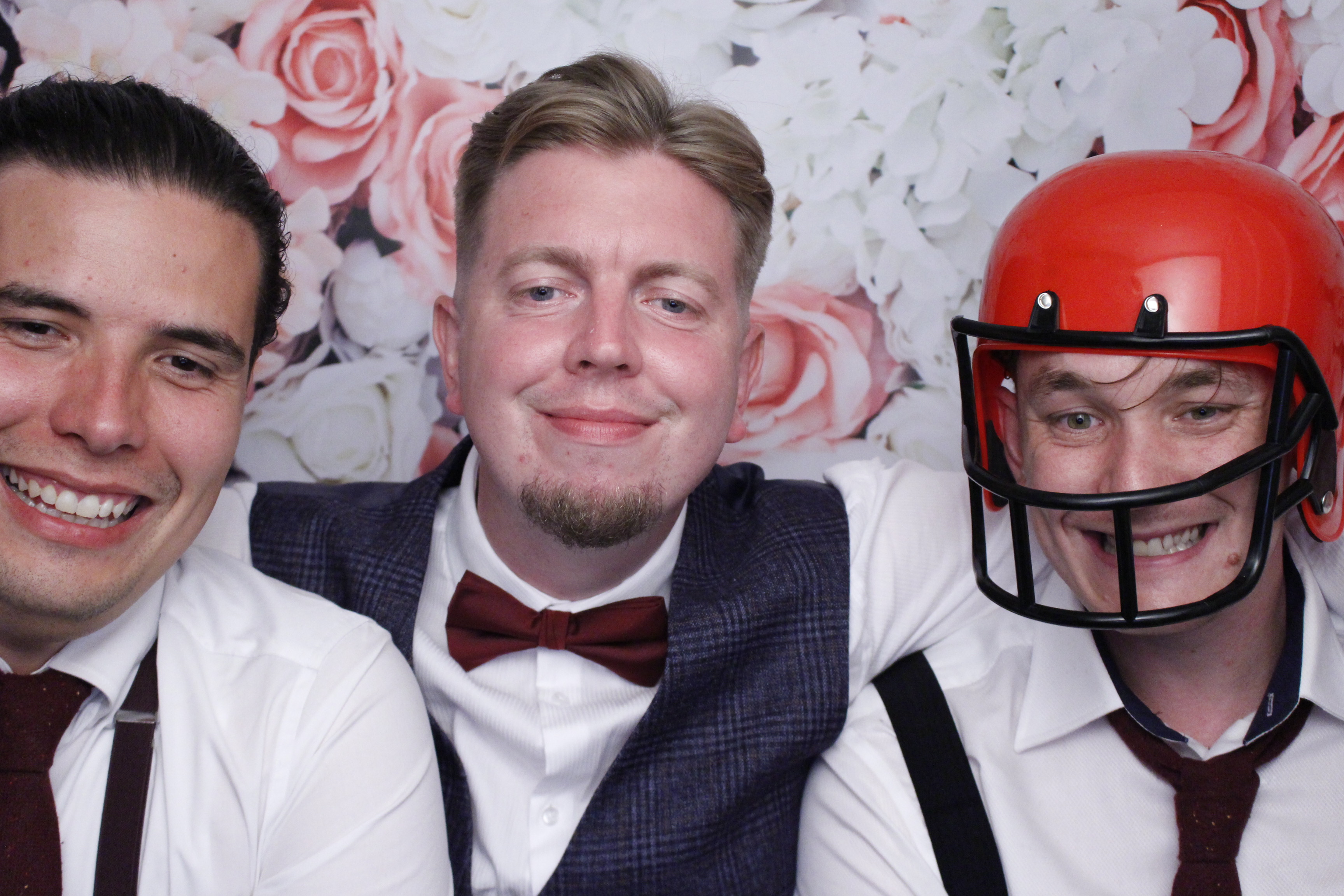 Dan & Hannah's Wedding | View more photos from the event at gallery.myphotoboothexperience.co.uk/u/MyPhotoBoothExperienceLtd/Dan-Hannahs-Wedding