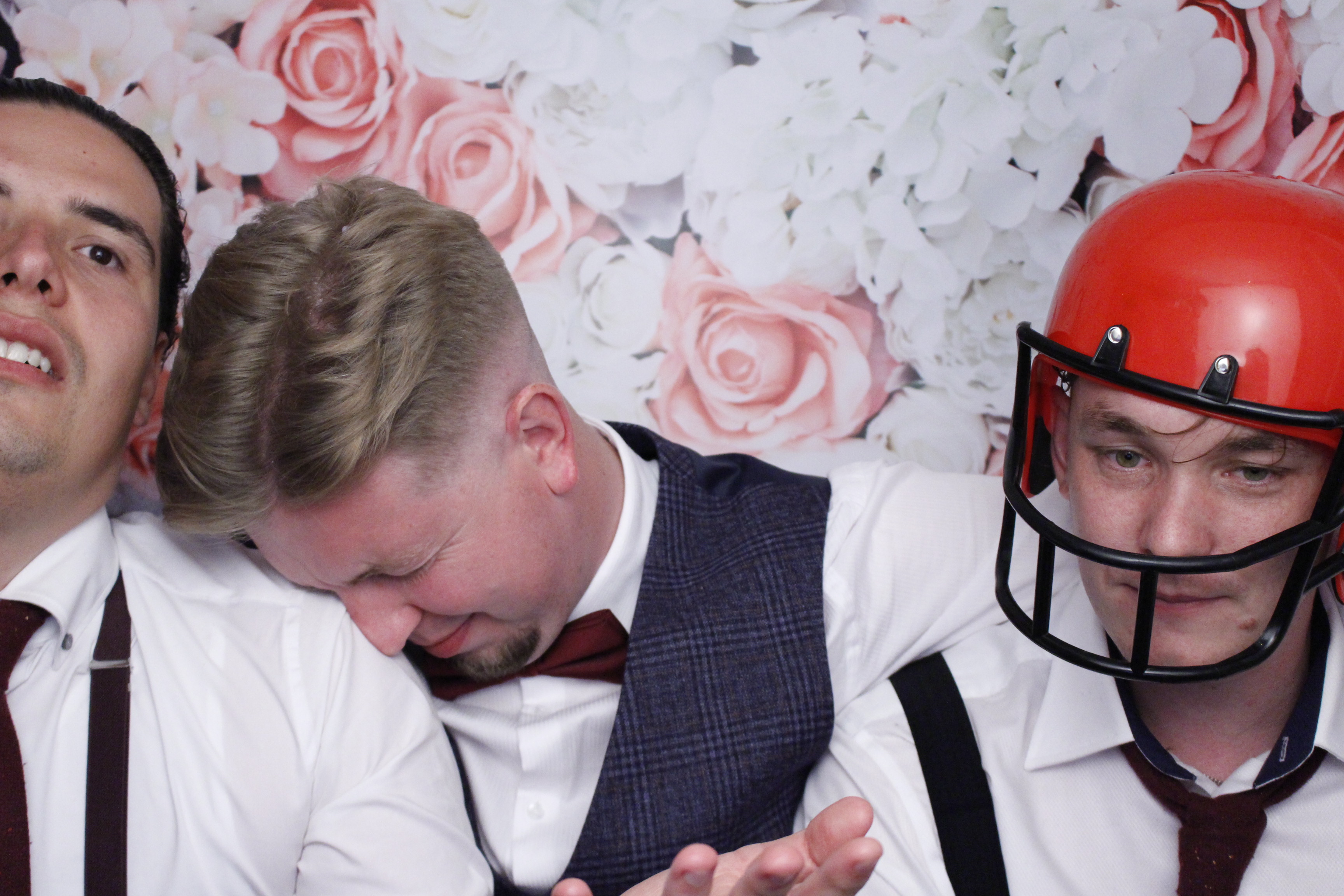 Dan & Hannah's Wedding | View more photos from the event at gallery.myphotoboothexperience.co.uk/u/MyPhotoBoothExperienceLtd/Dan-Hannahs-Wedding
