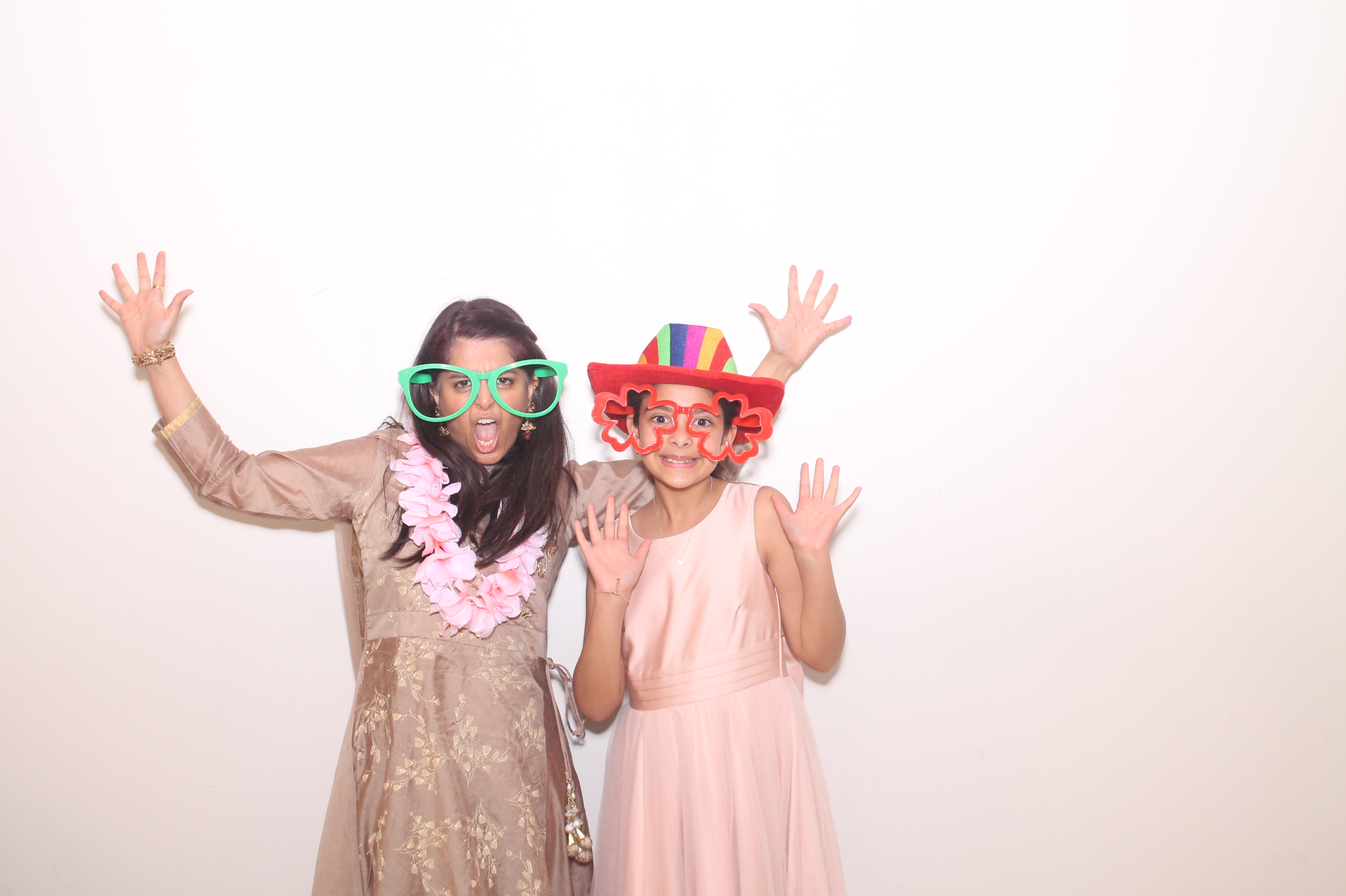Diva and Alex's Wedding | View more photos from the event at gallery.myphotoboothexperience.co.uk/u/MyPhotoBoothExperienceLtd/Diva-and-Alexs-Wedding