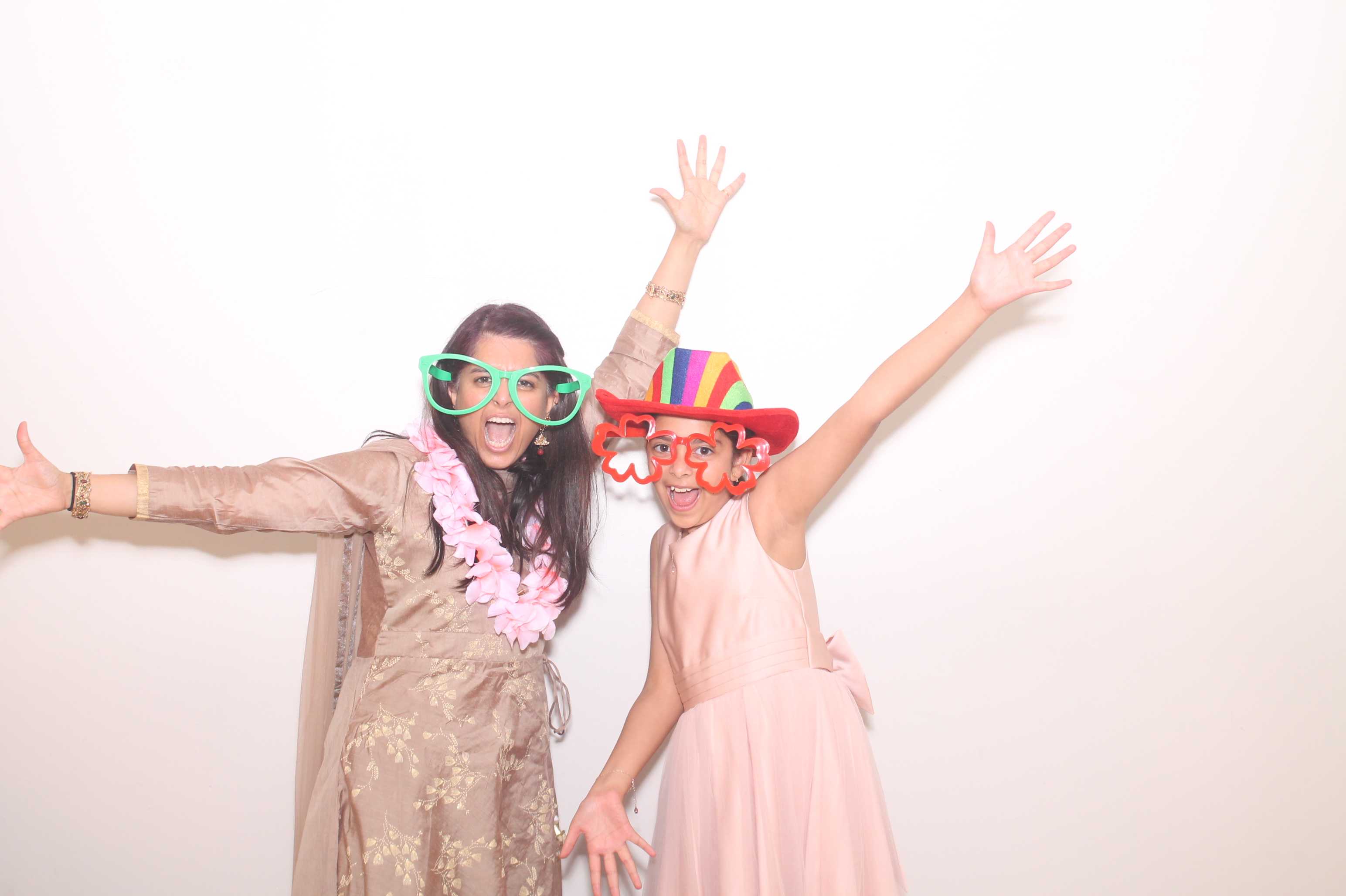Diva and Alex's Wedding | View more photos from the event at gallery.myphotoboothexperience.co.uk/u/MyPhotoBoothExperienceLtd/Diva-and-Alexs-Wedding