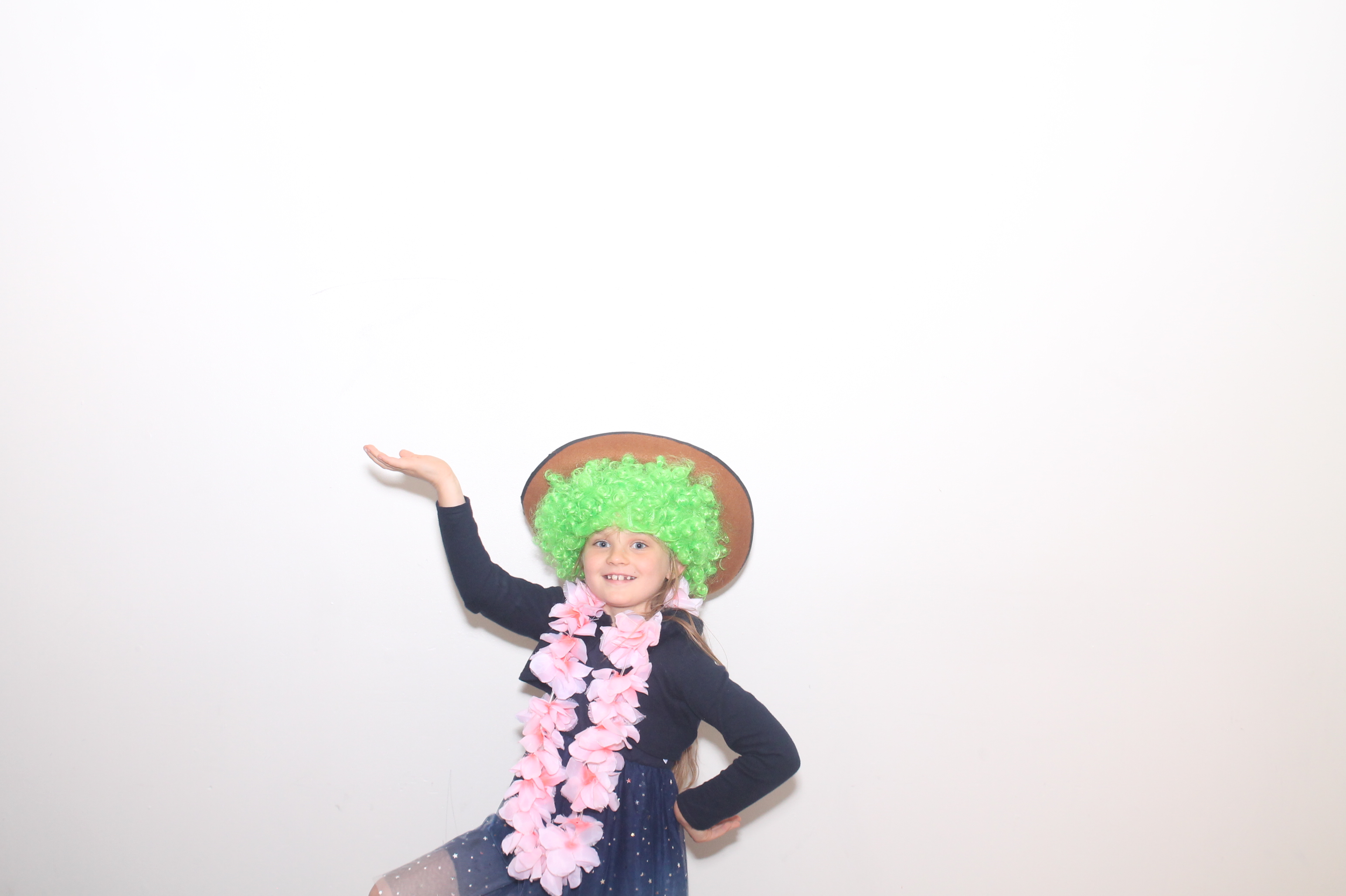 Diva and Alex's Wedding | View more photos from the event at gallery.myphotoboothexperience.co.uk/u/MyPhotoBoothExperienceLtd/Diva-and-Alexs-Wedding