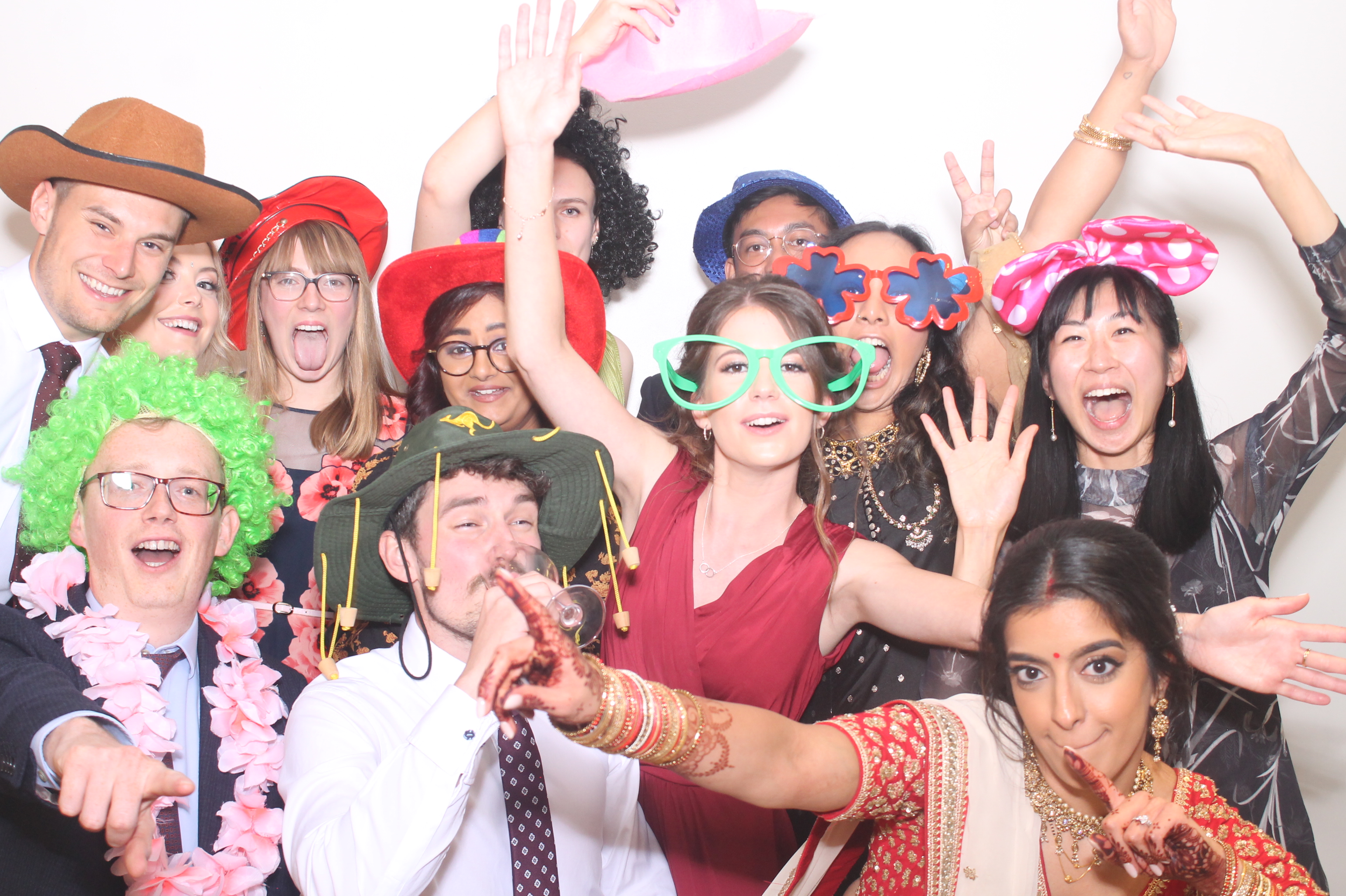 Diva and Alex's Wedding | View more photos from the event at gallery.myphotoboothexperience.co.uk/u/MyPhotoBoothExperienceLtd/Diva-and-Alexs-Wedding