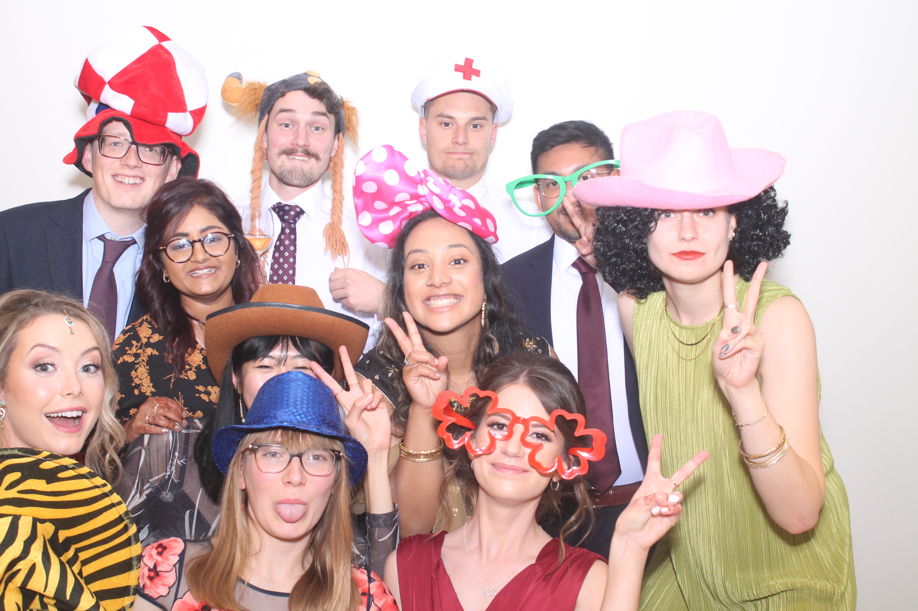Diva and Alex's Wedding | View more photos from the event at gallery.myphotoboothexperience.co.uk/u/MyPhotoBoothExperienceLtd/Diva-and-Alexs-Wedding