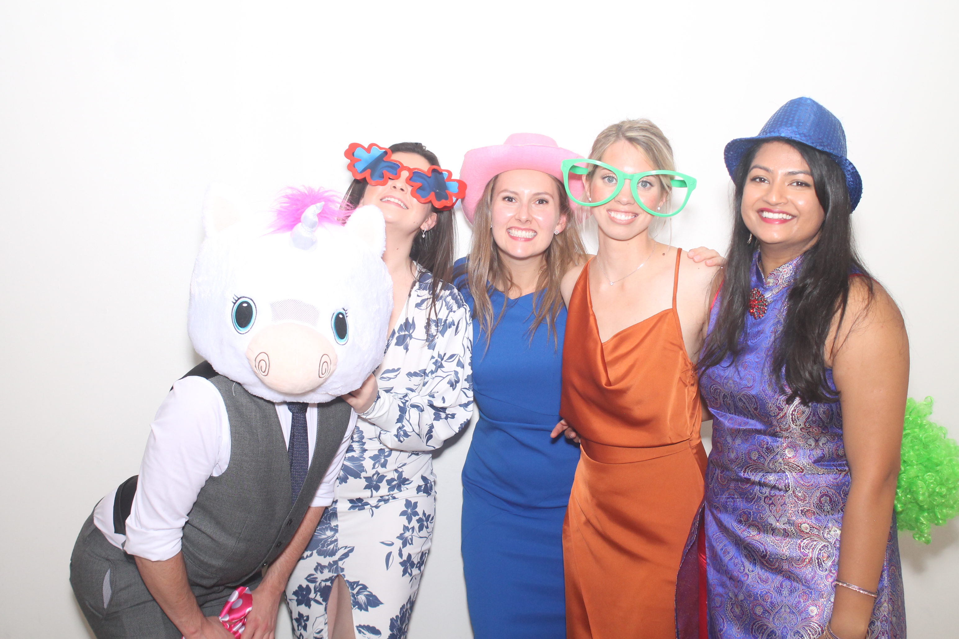 Diva and Alex's Wedding | View more photos from the event at gallery.myphotoboothexperience.co.uk/u/MyPhotoBoothExperienceLtd/Diva-and-Alexs-Wedding