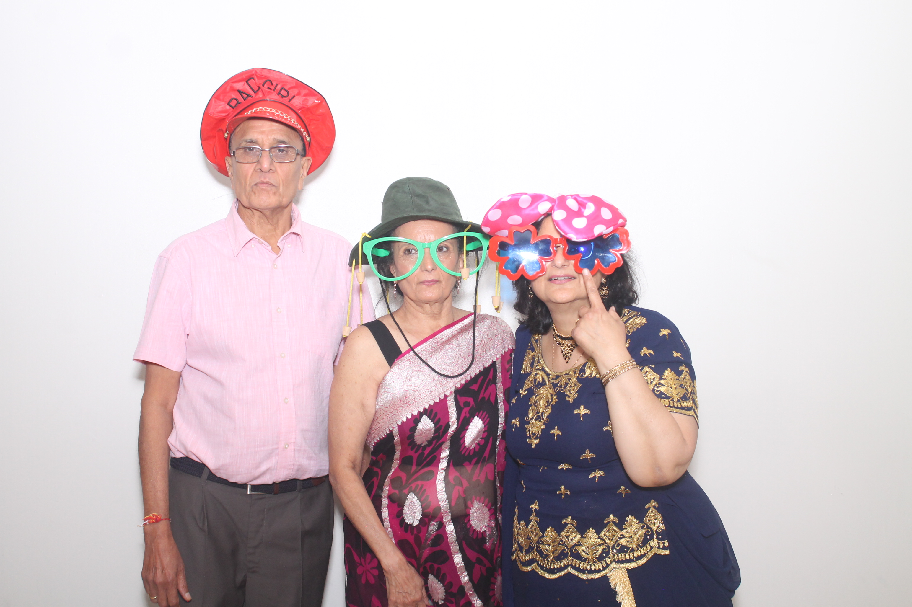 Diva and Alex's Wedding | View more photos from the event at gallery.myphotoboothexperience.co.uk/u/MyPhotoBoothExperienceLtd/Diva-and-Alexs-Wedding