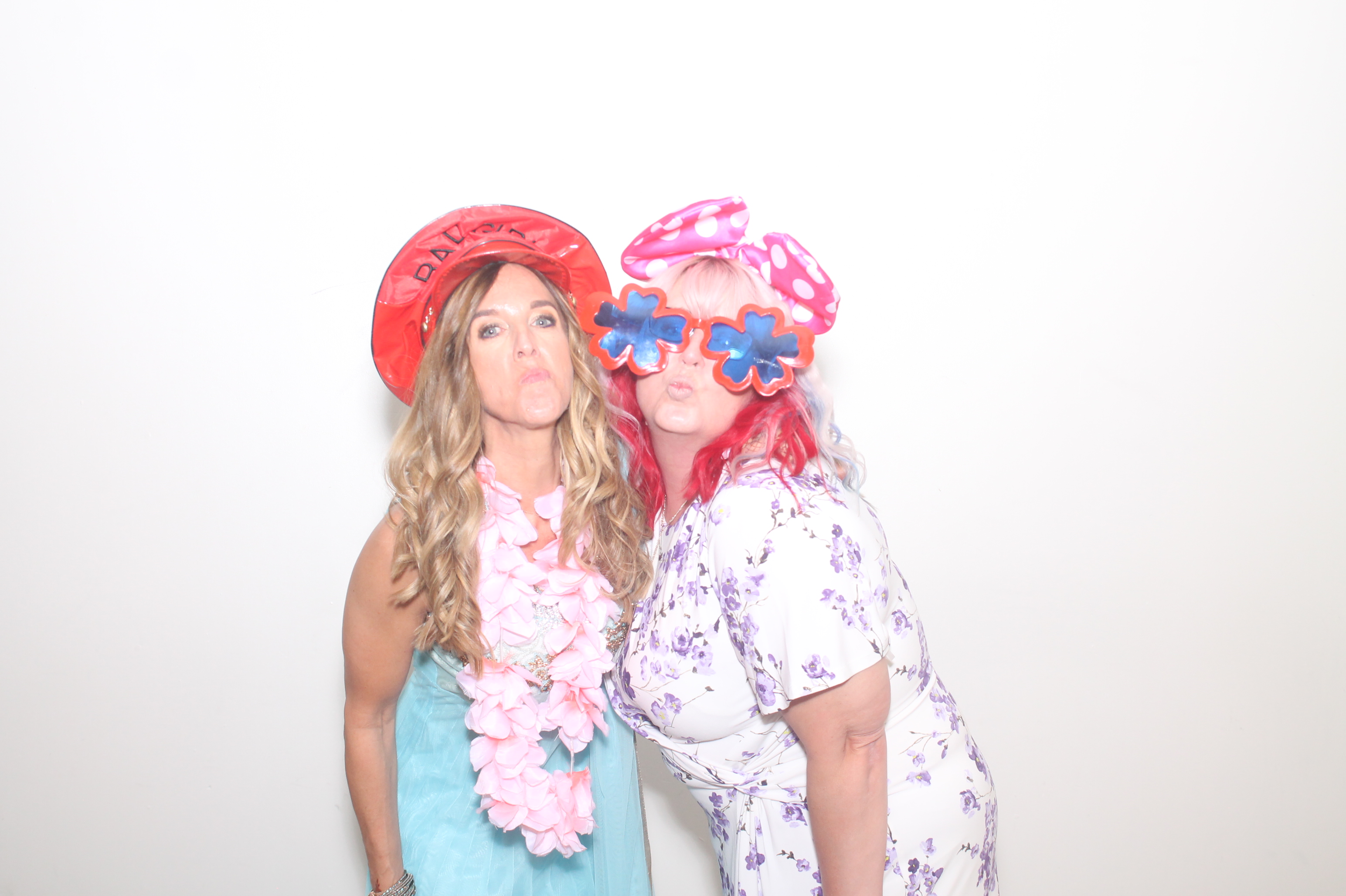 Diva and Alex's Wedding | View more photos from the event at gallery.myphotoboothexperience.co.uk/u/MyPhotoBoothExperienceLtd/Diva-and-Alexs-Wedding