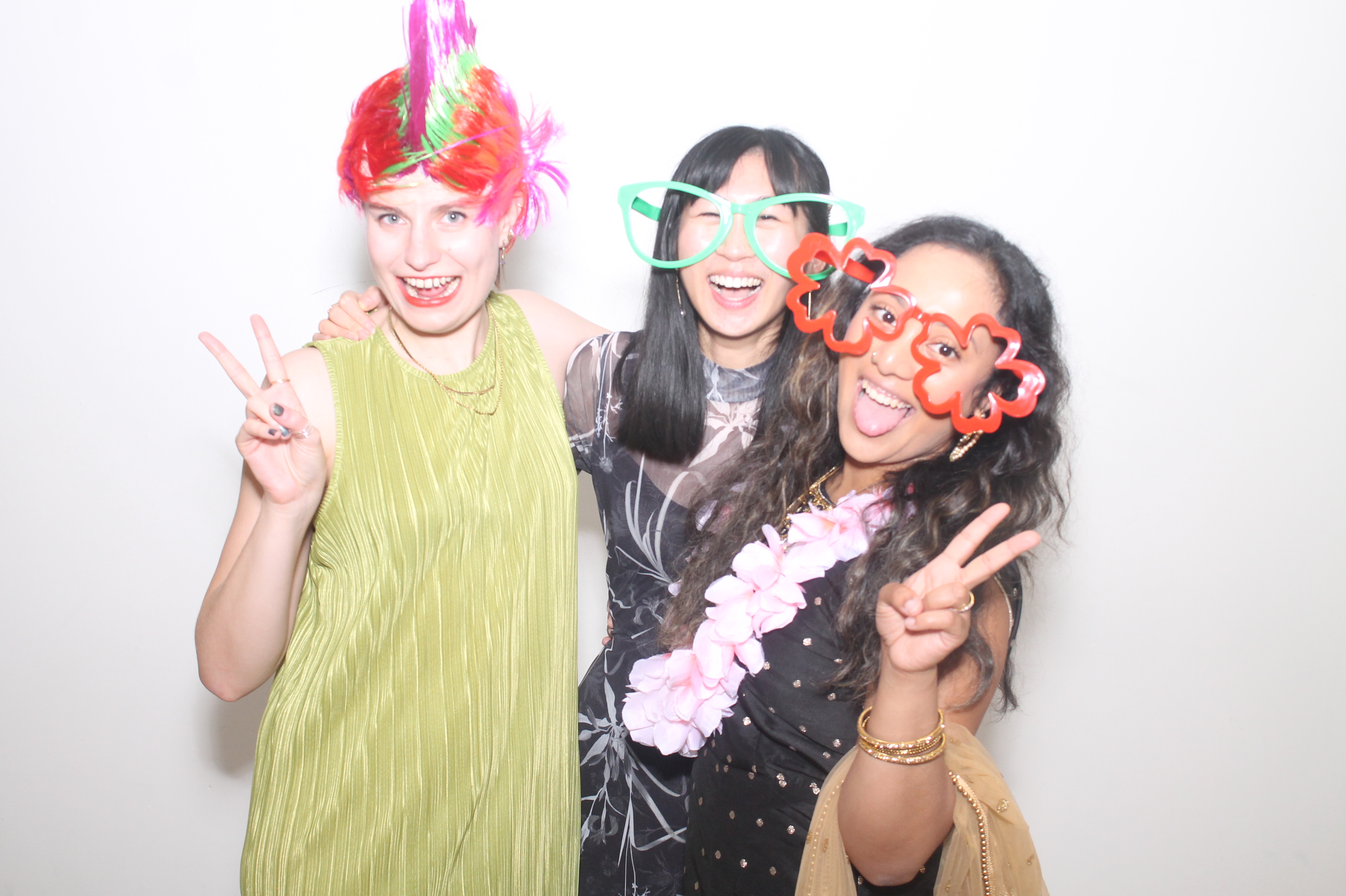 Diva and Alex's Wedding | View more photos from the event at gallery.myphotoboothexperience.co.uk/u/MyPhotoBoothExperienceLtd/Diva-and-Alexs-Wedding