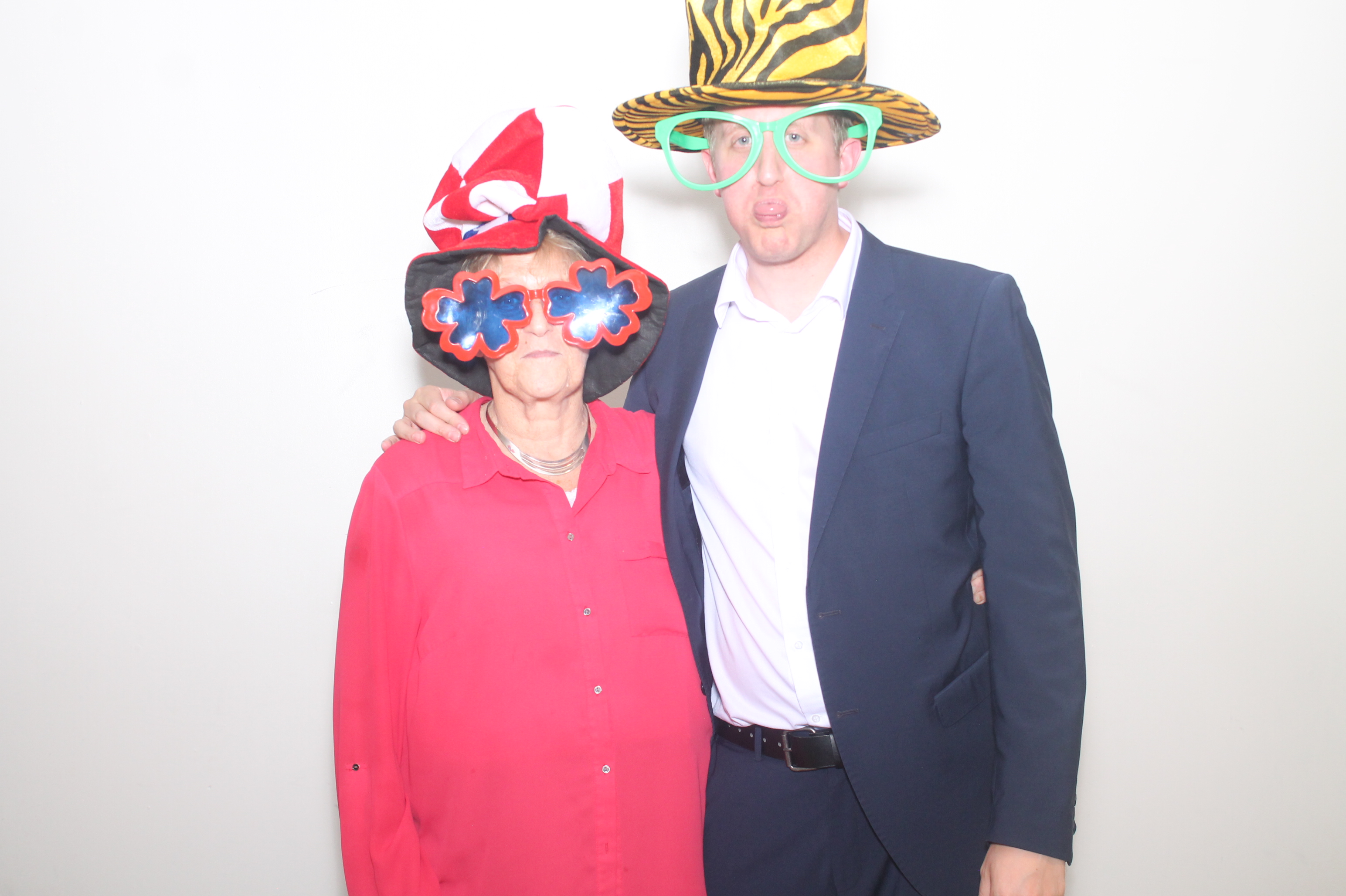 Diva and Alex's Wedding | View more photos from the event at gallery.myphotoboothexperience.co.uk/u/MyPhotoBoothExperienceLtd/Diva-and-Alexs-Wedding