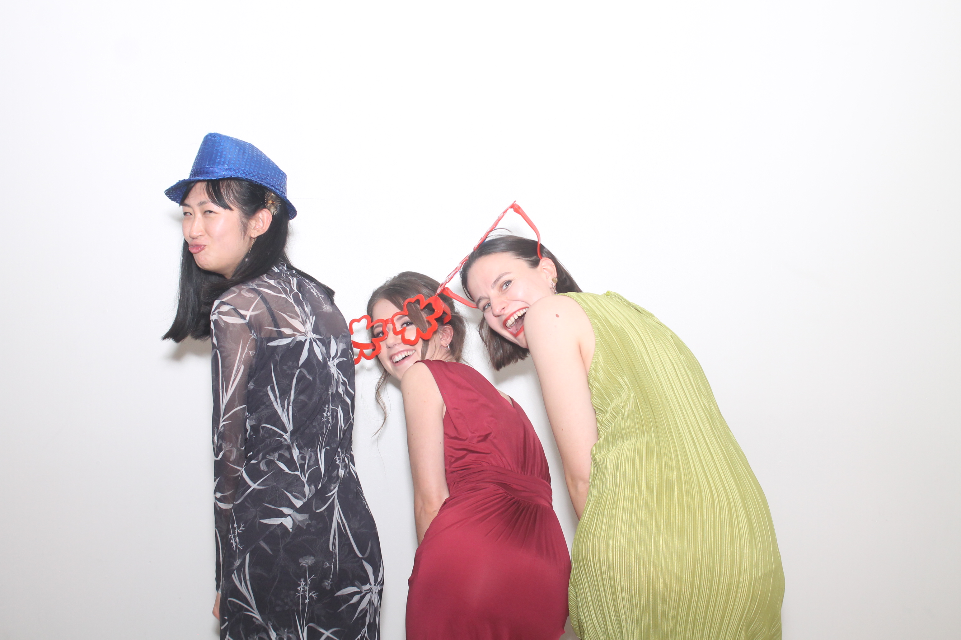 Diva and Alex's Wedding | View more photos from the event at gallery.myphotoboothexperience.co.uk/u/MyPhotoBoothExperienceLtd/Diva-and-Alexs-Wedding