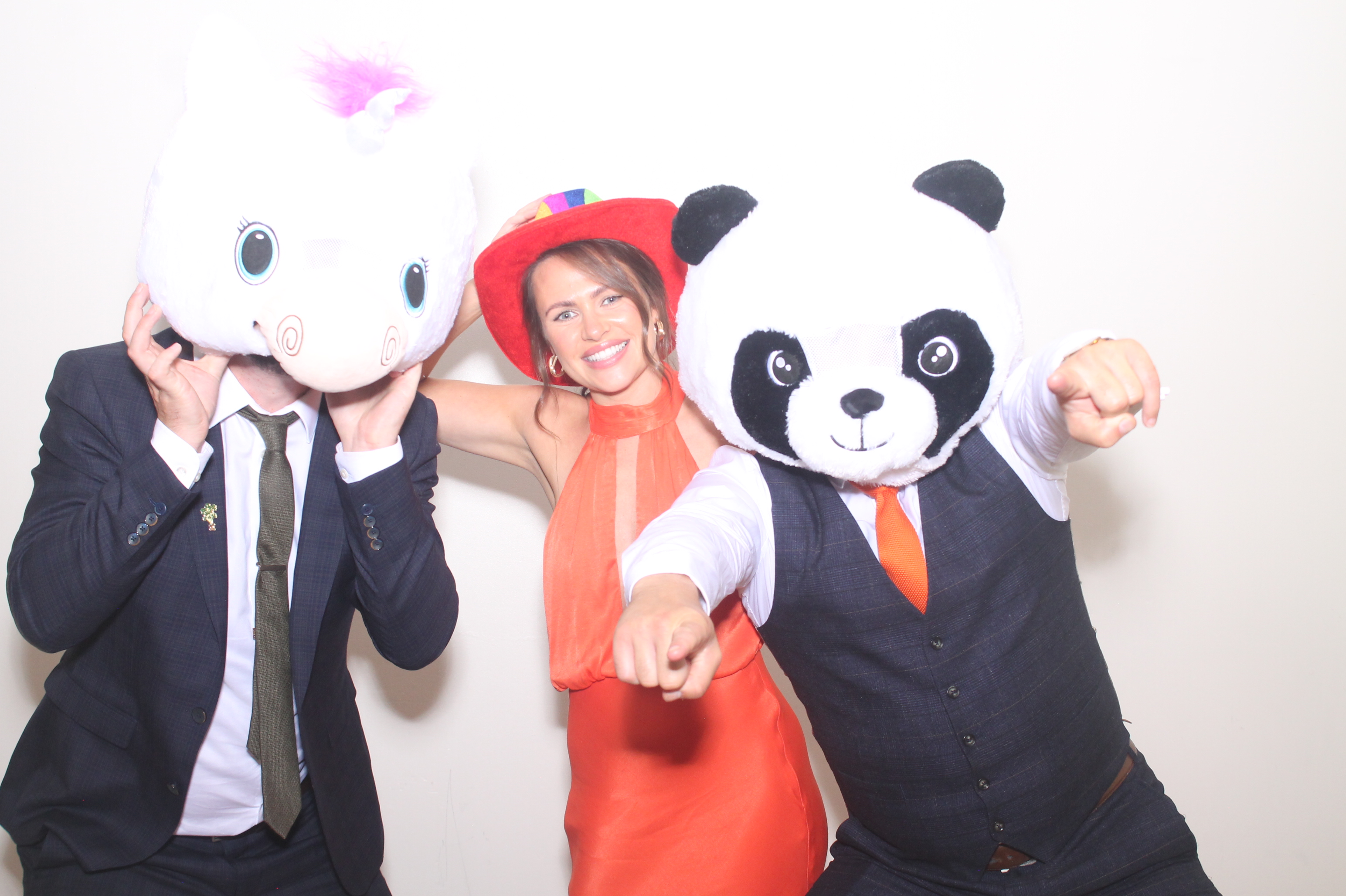 Diva and Alex's Wedding | View more photos from the event at gallery.myphotoboothexperience.co.uk/u/MyPhotoBoothExperienceLtd/Diva-and-Alexs-Wedding